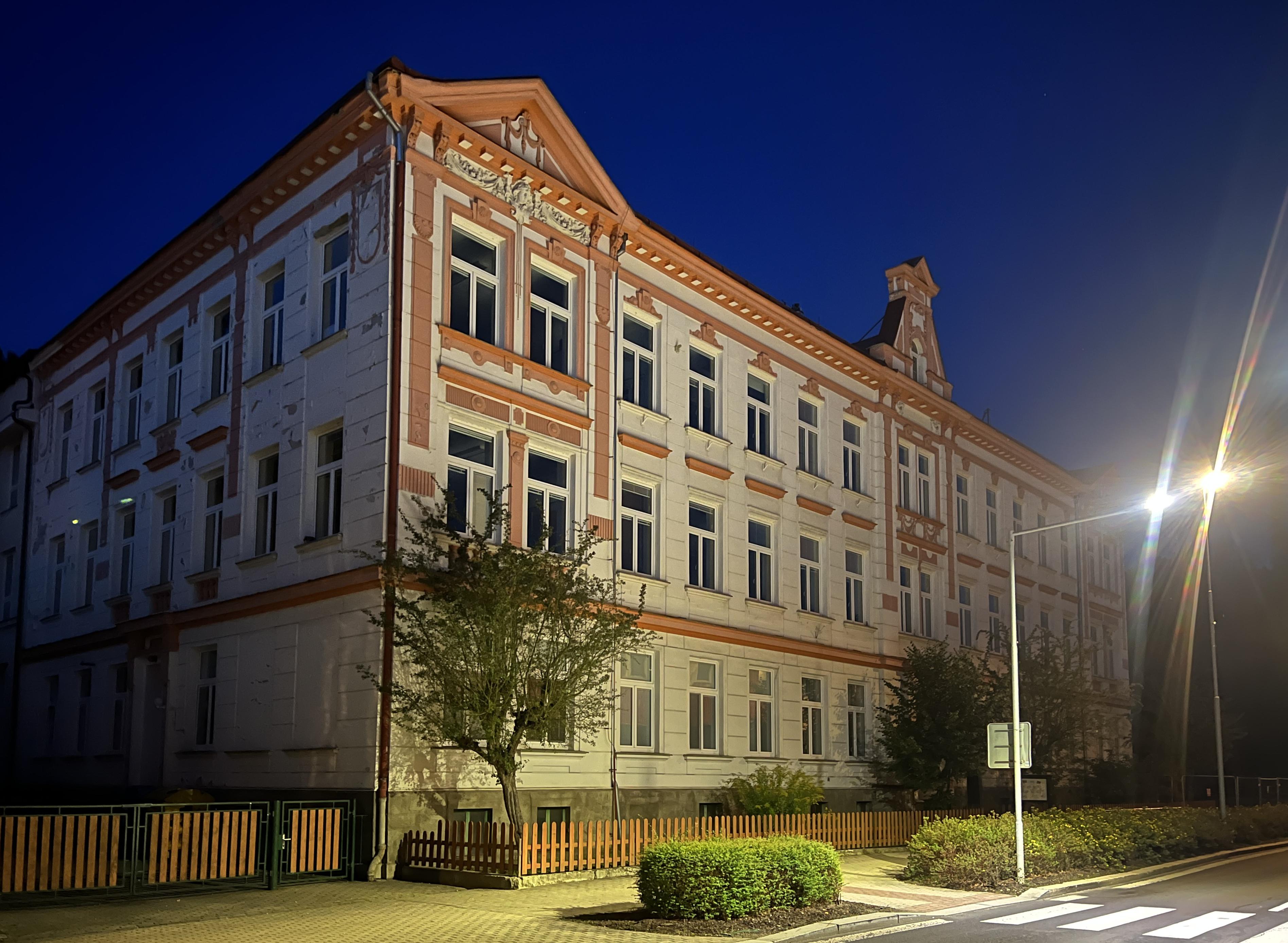ZŠ Kraslice, Dukelská foto 2