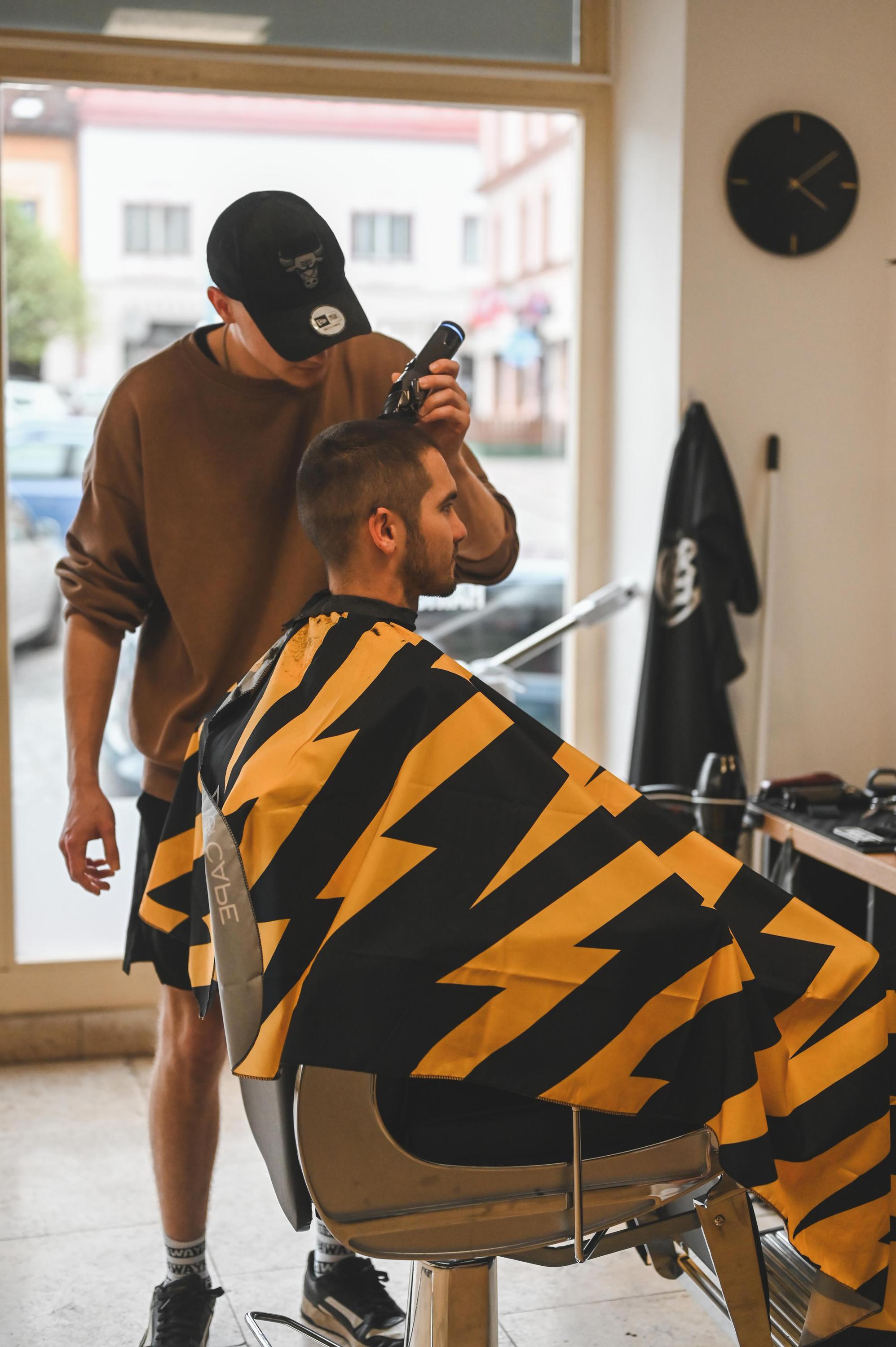 Krestal Barber shop foto 1