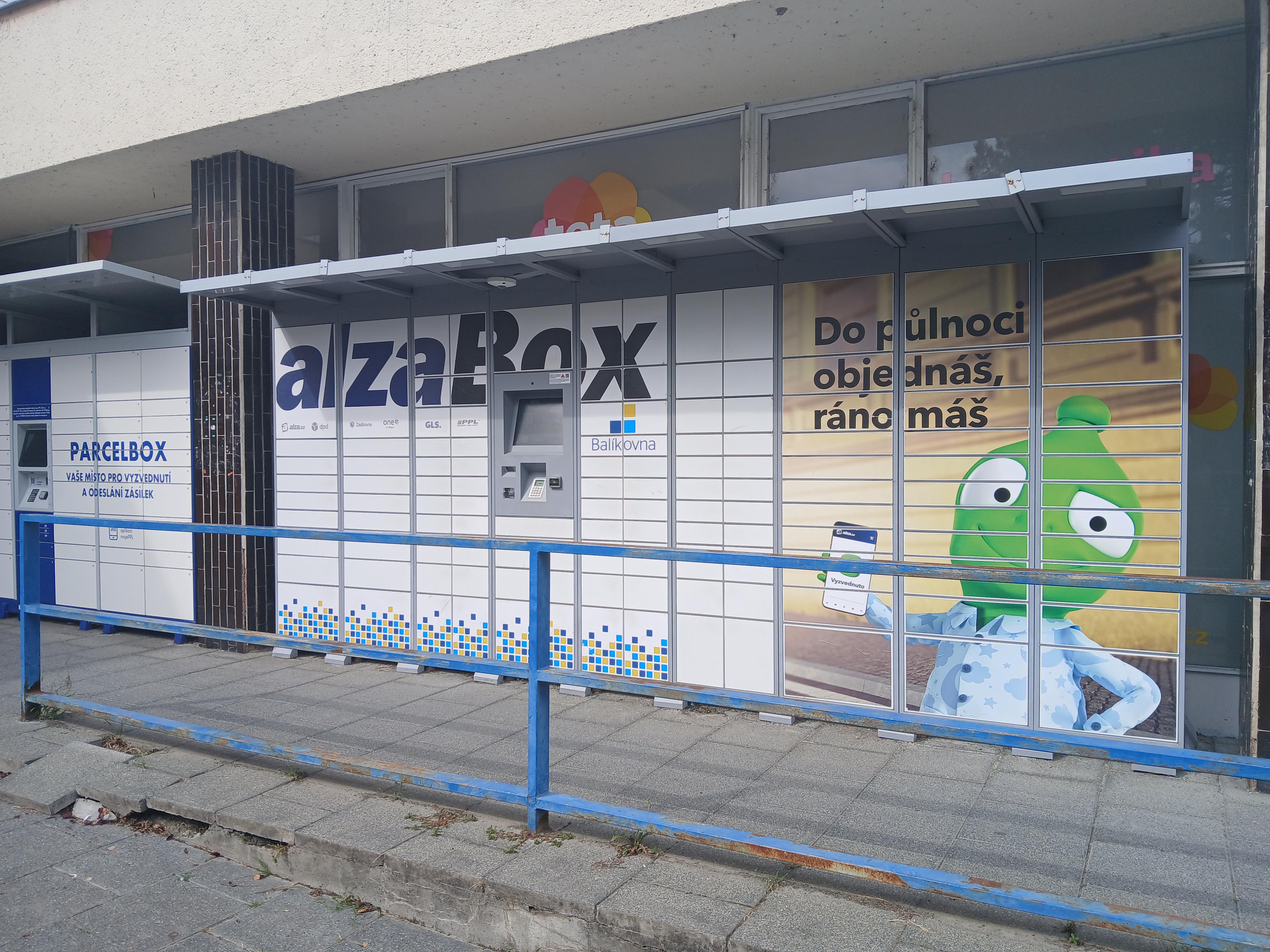 AlzaBox