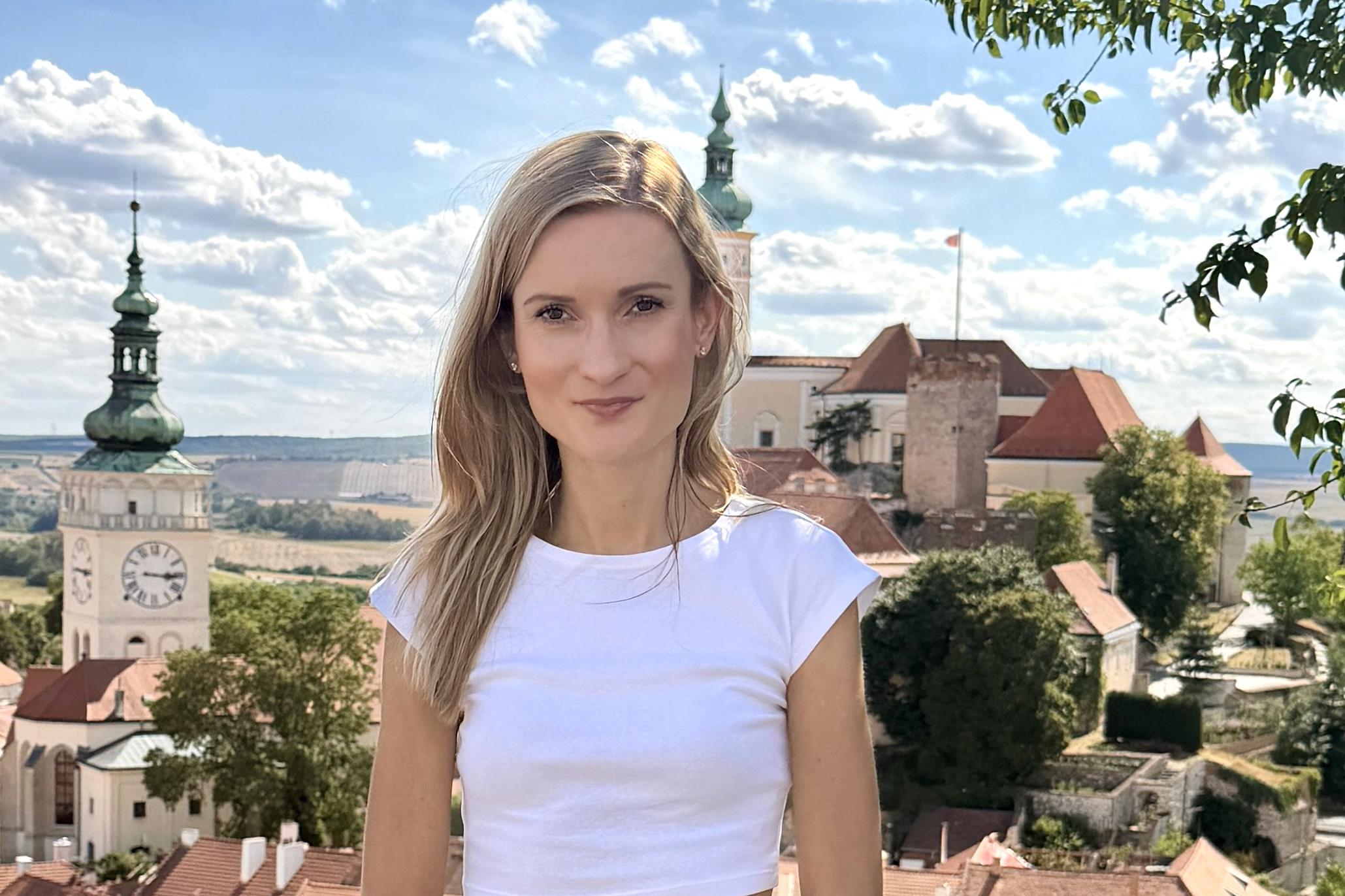 Lenka Režňáková - Reality Lenka Režňáková a otec s.r.o.