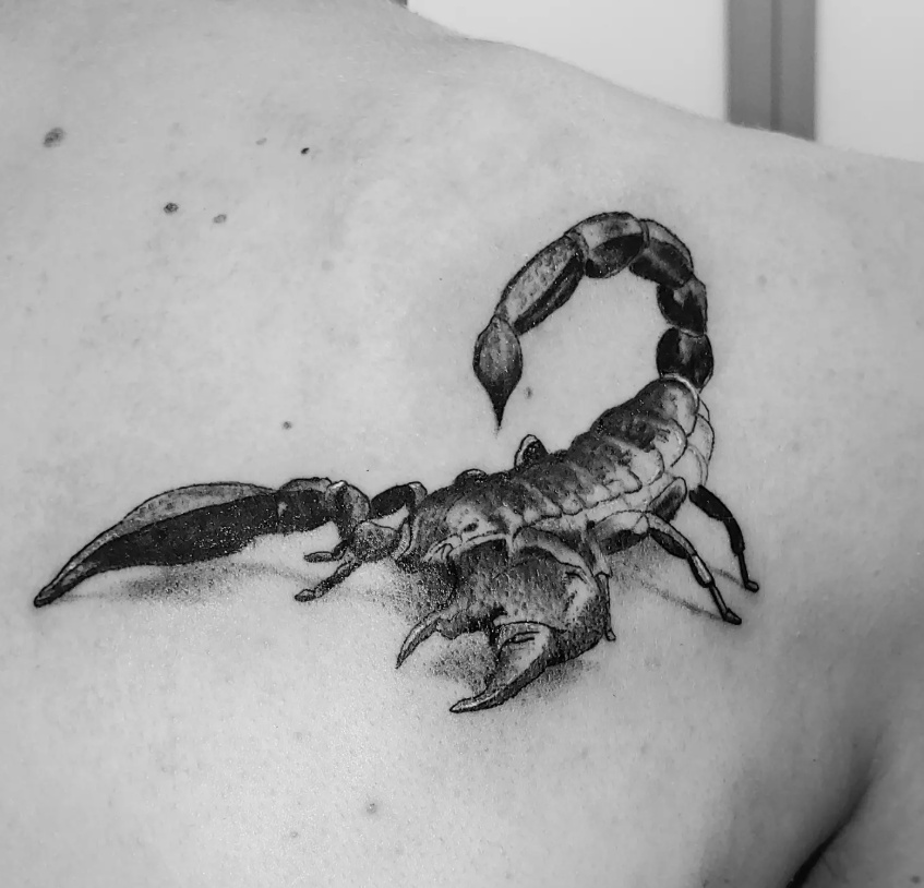 Black Diamond Tattoo foto 4
