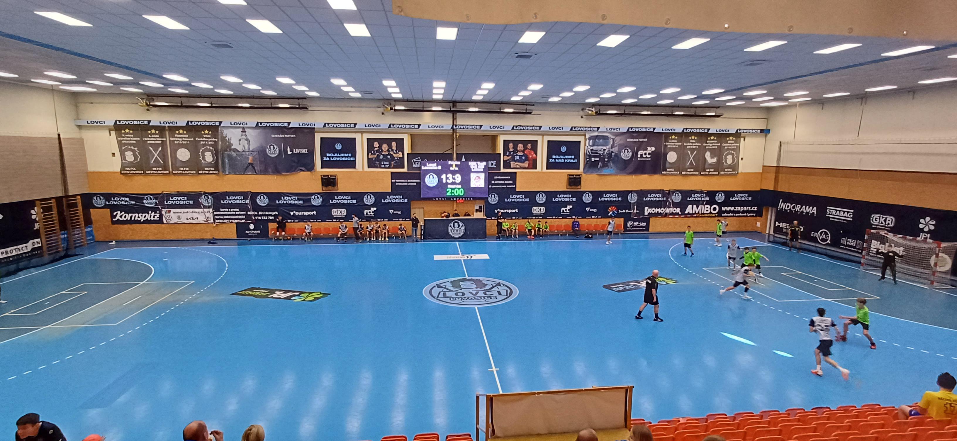 Sportovní hala Chemik foto 2