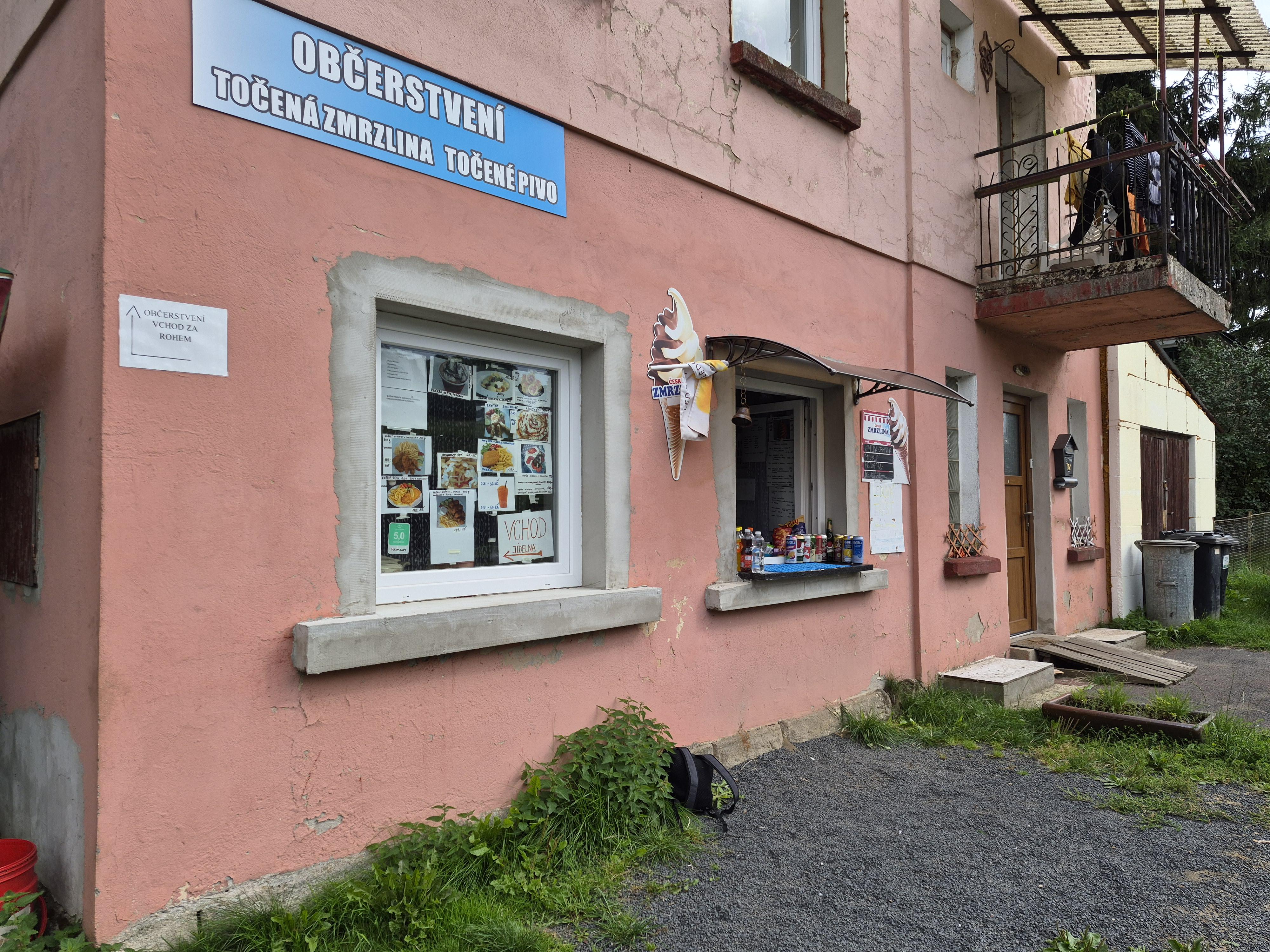 Zmrzlina a bistro Krompach foto 4