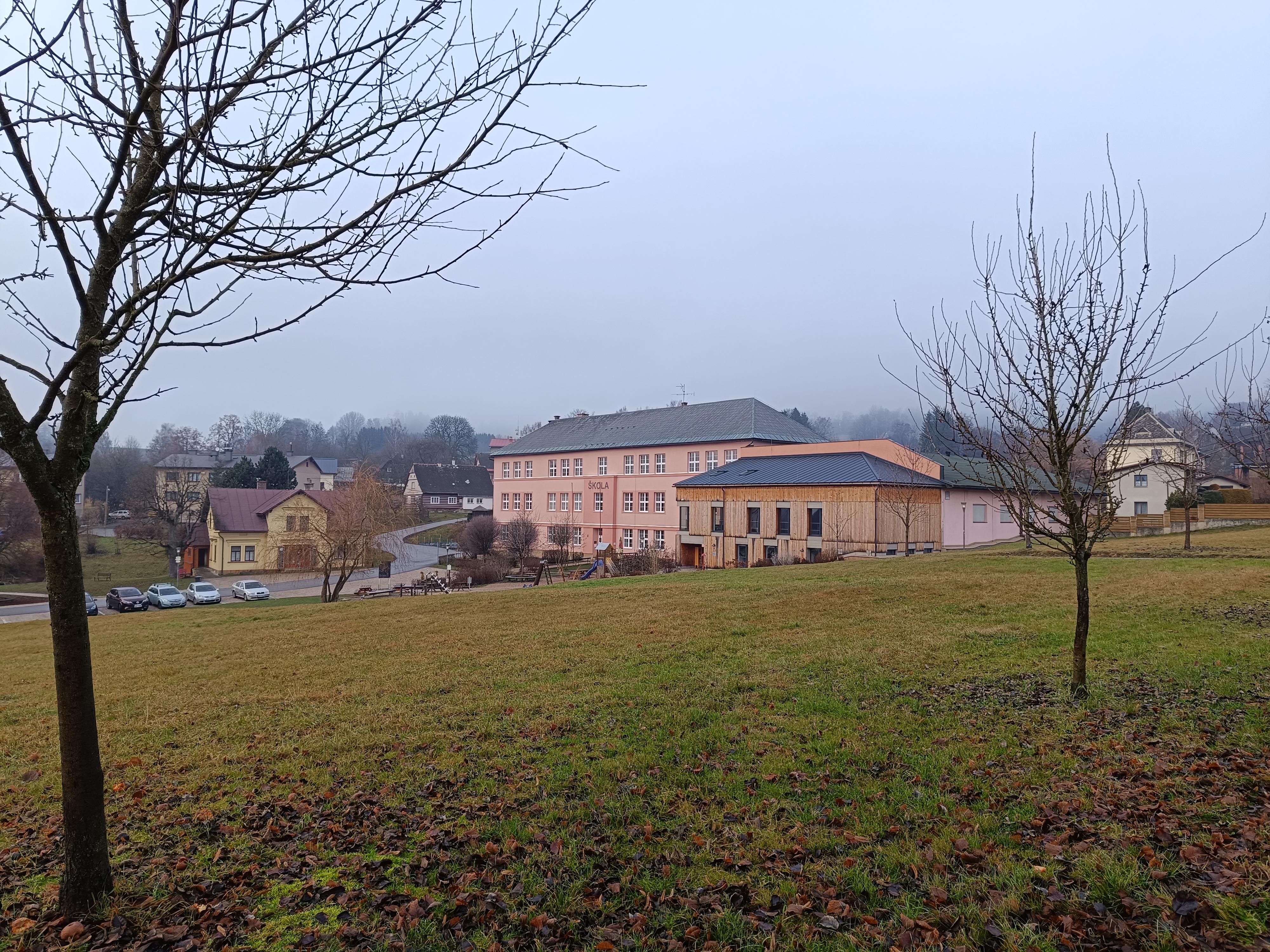ZŠ Poniklá foto 4