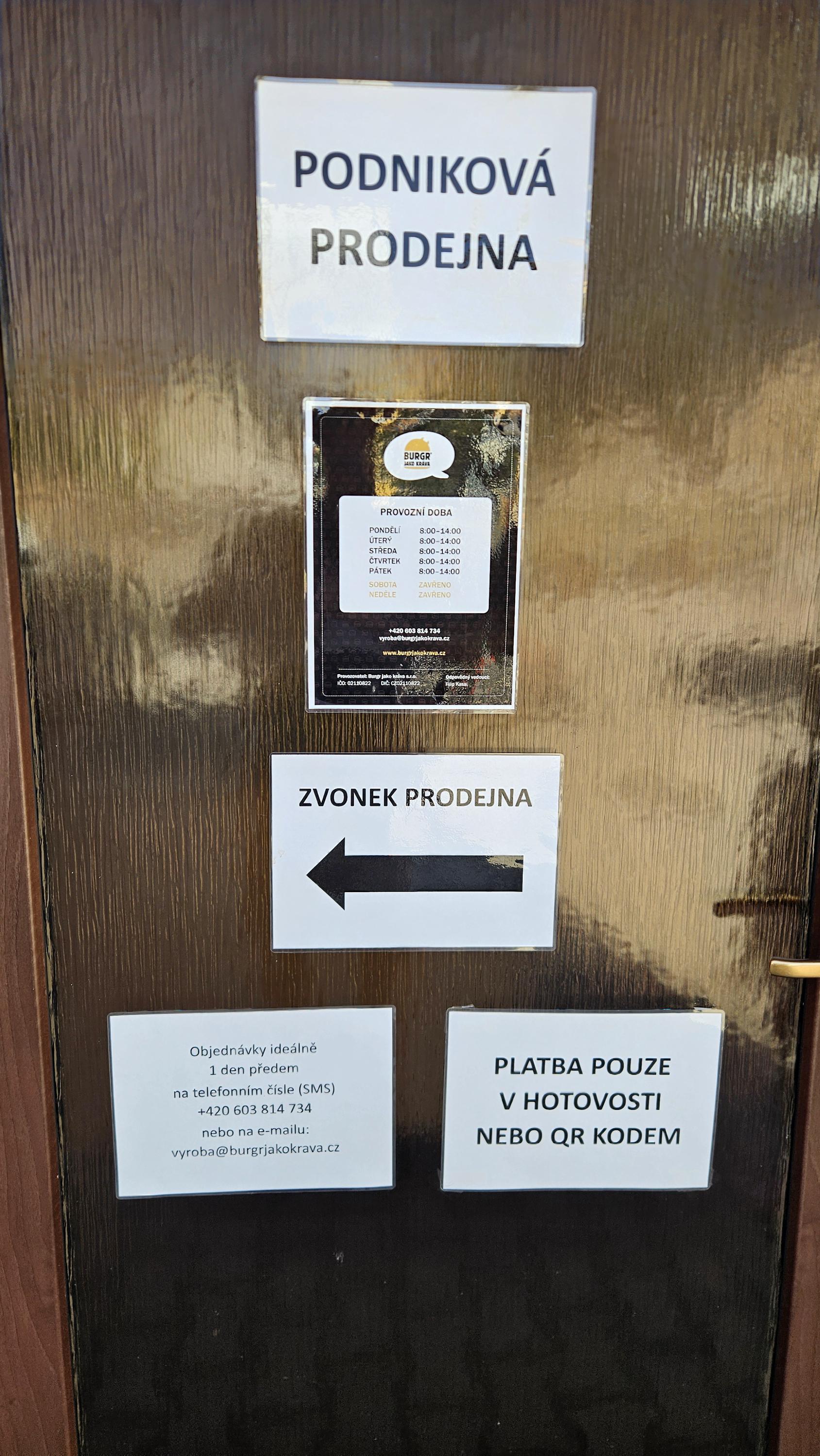 BURGR JAKO KRÁVA s.r.o. foto 3