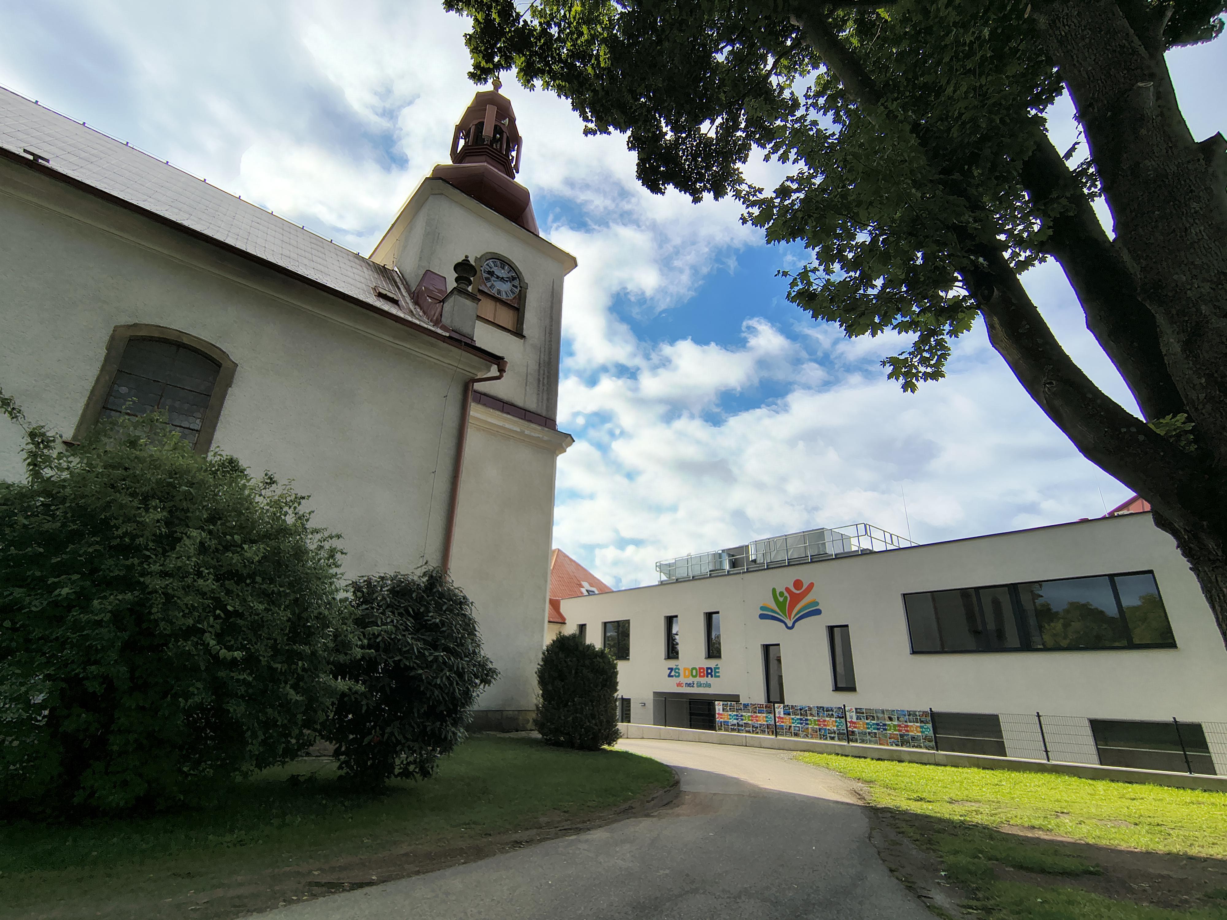 ZŠ Dobré - školní družina foto 3