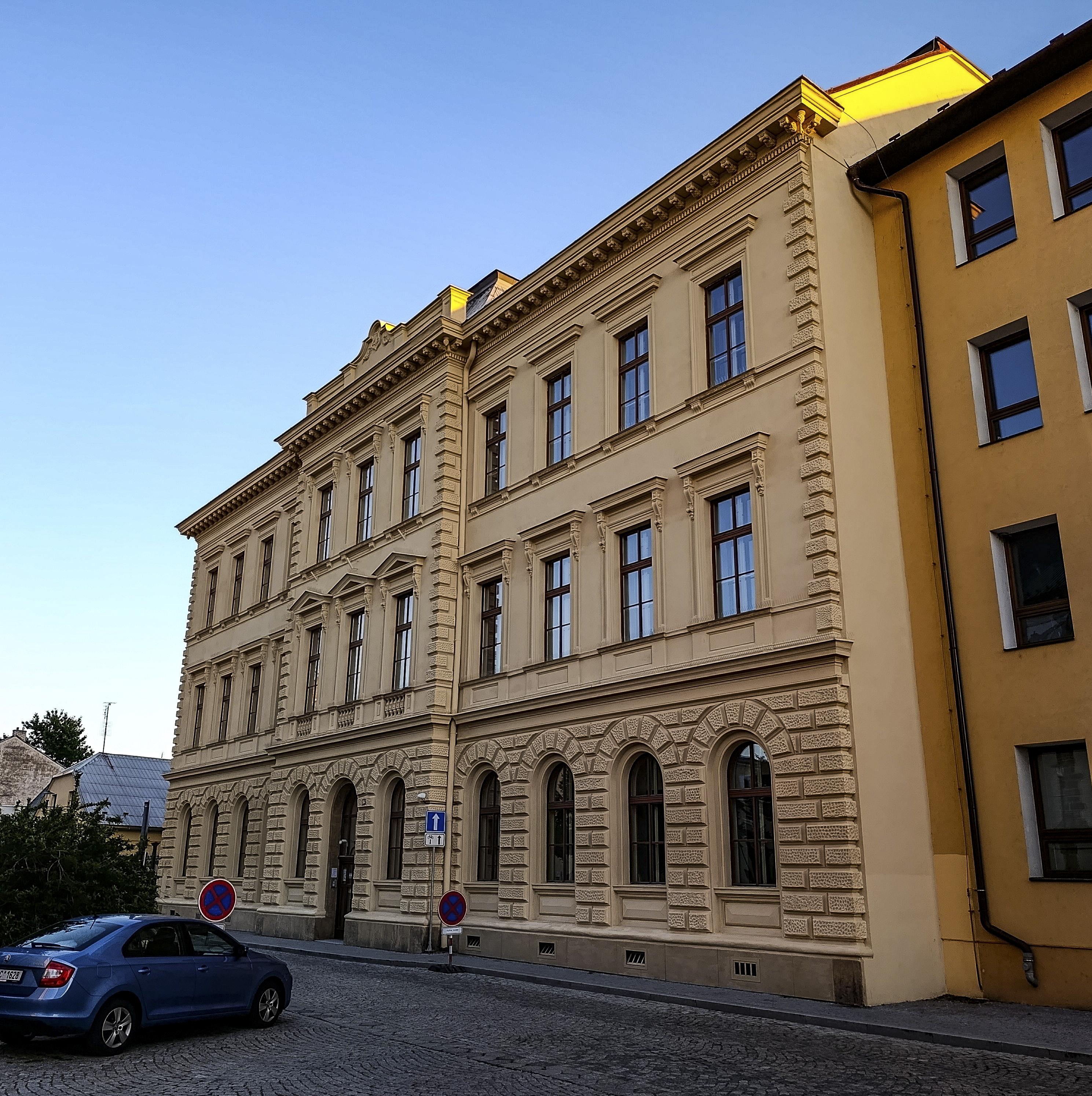 Střední průmyslová škola a Střední odborné učiliště Uničov foto 2