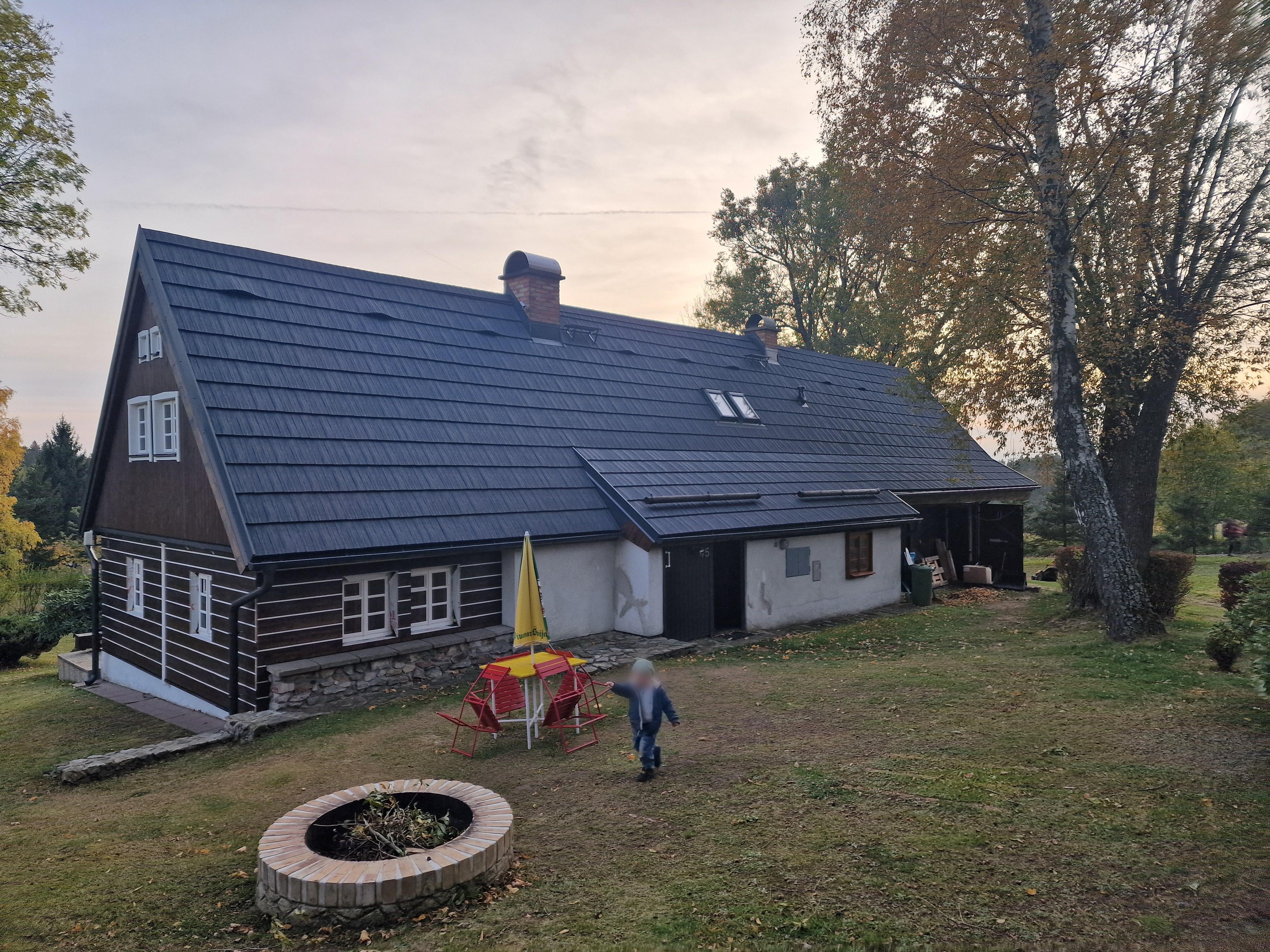 FH STŘECHY