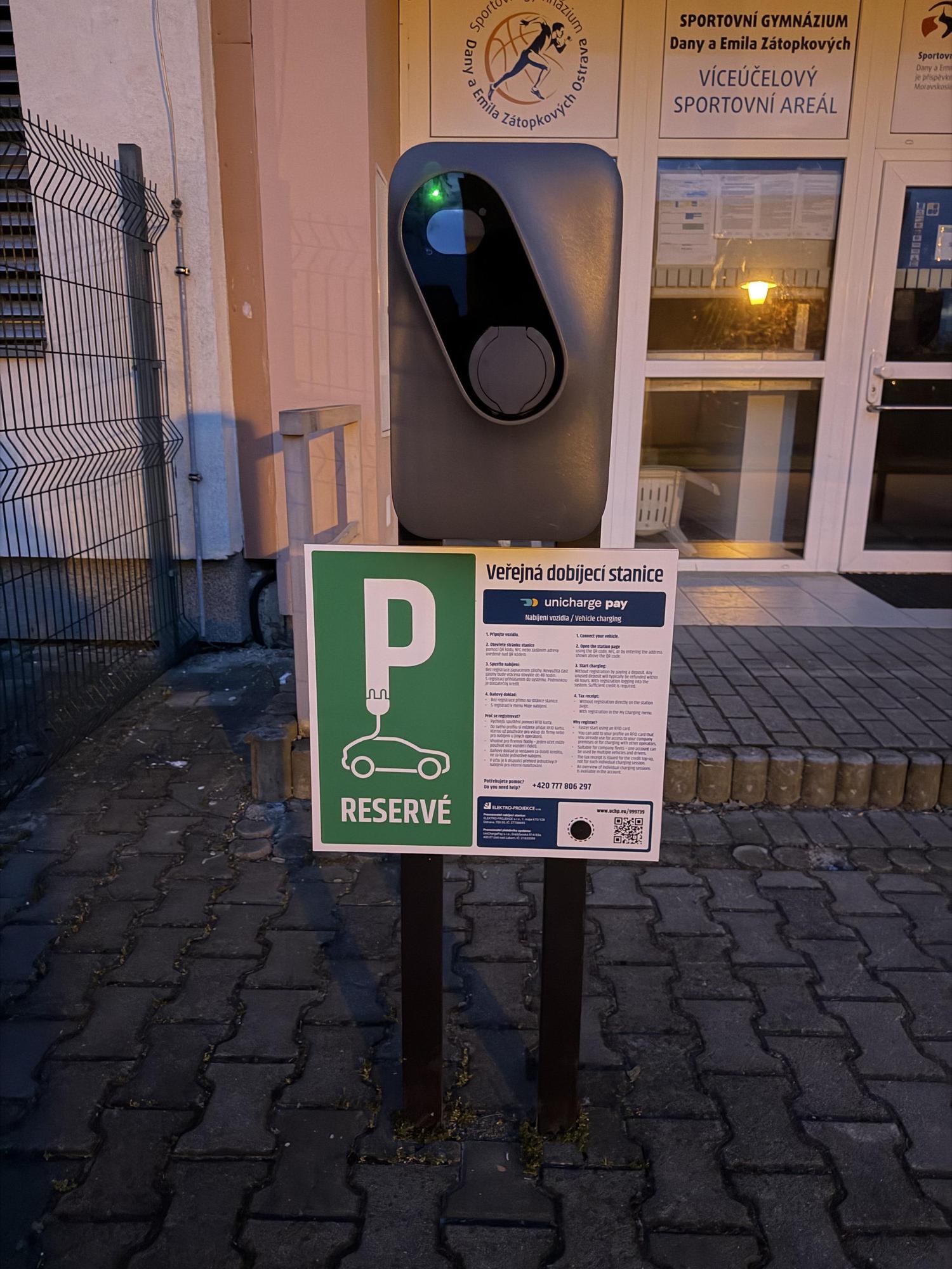 Nabíjecí stanice pro elektromobily foto 3