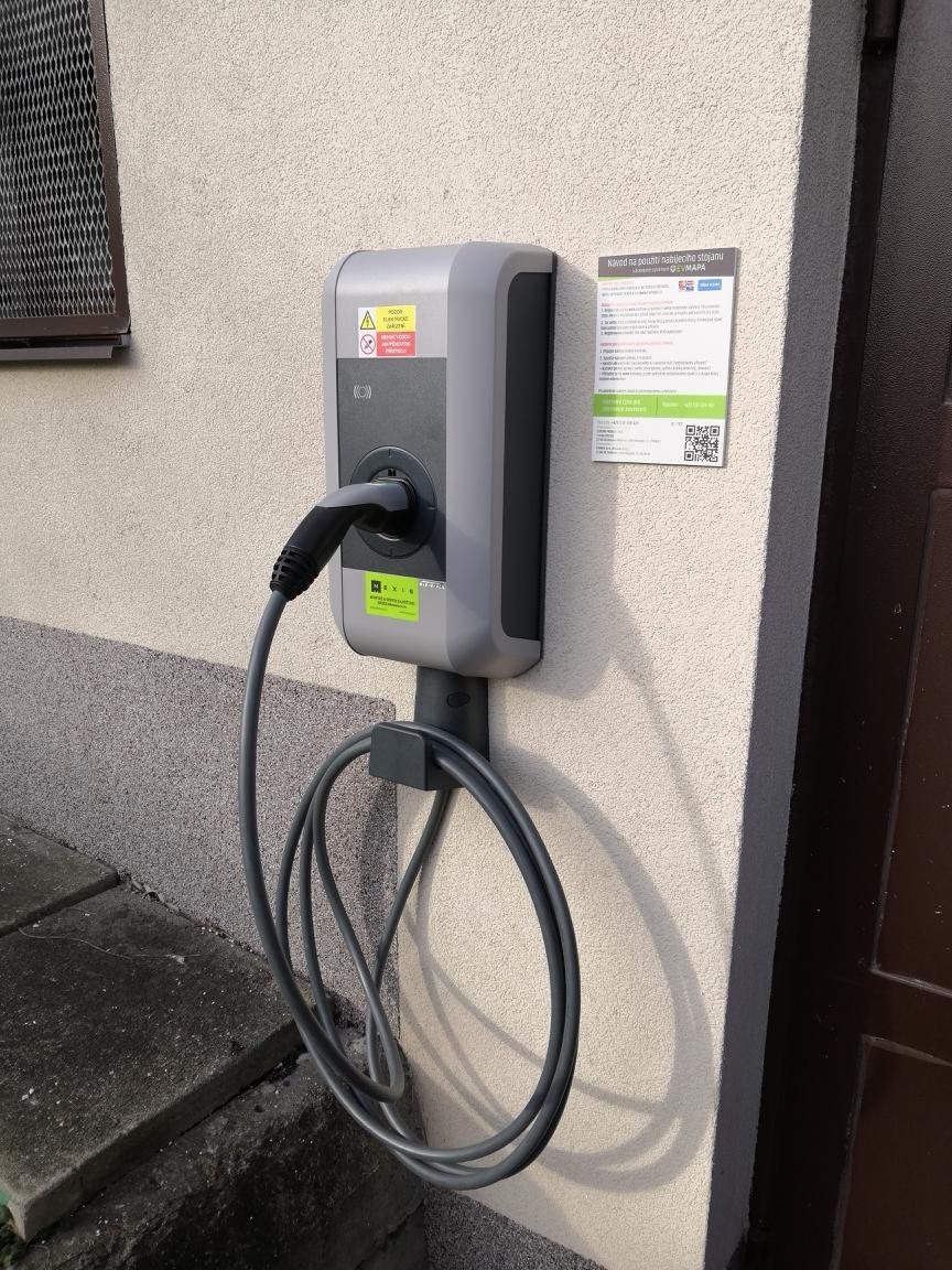 Nabíjecí stanice pro elektromobily foto 3