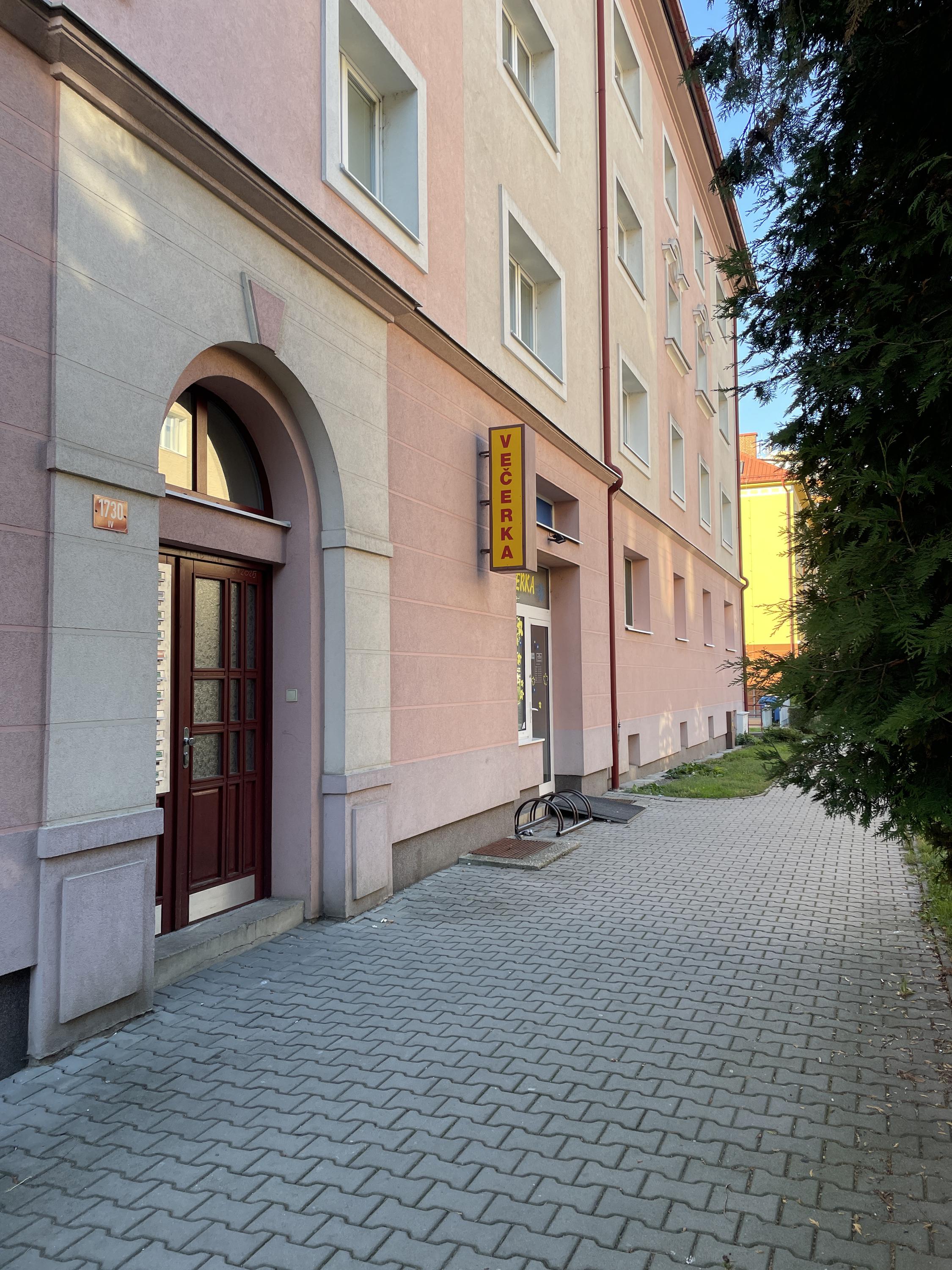 Večerka na Trávníkách foto 1