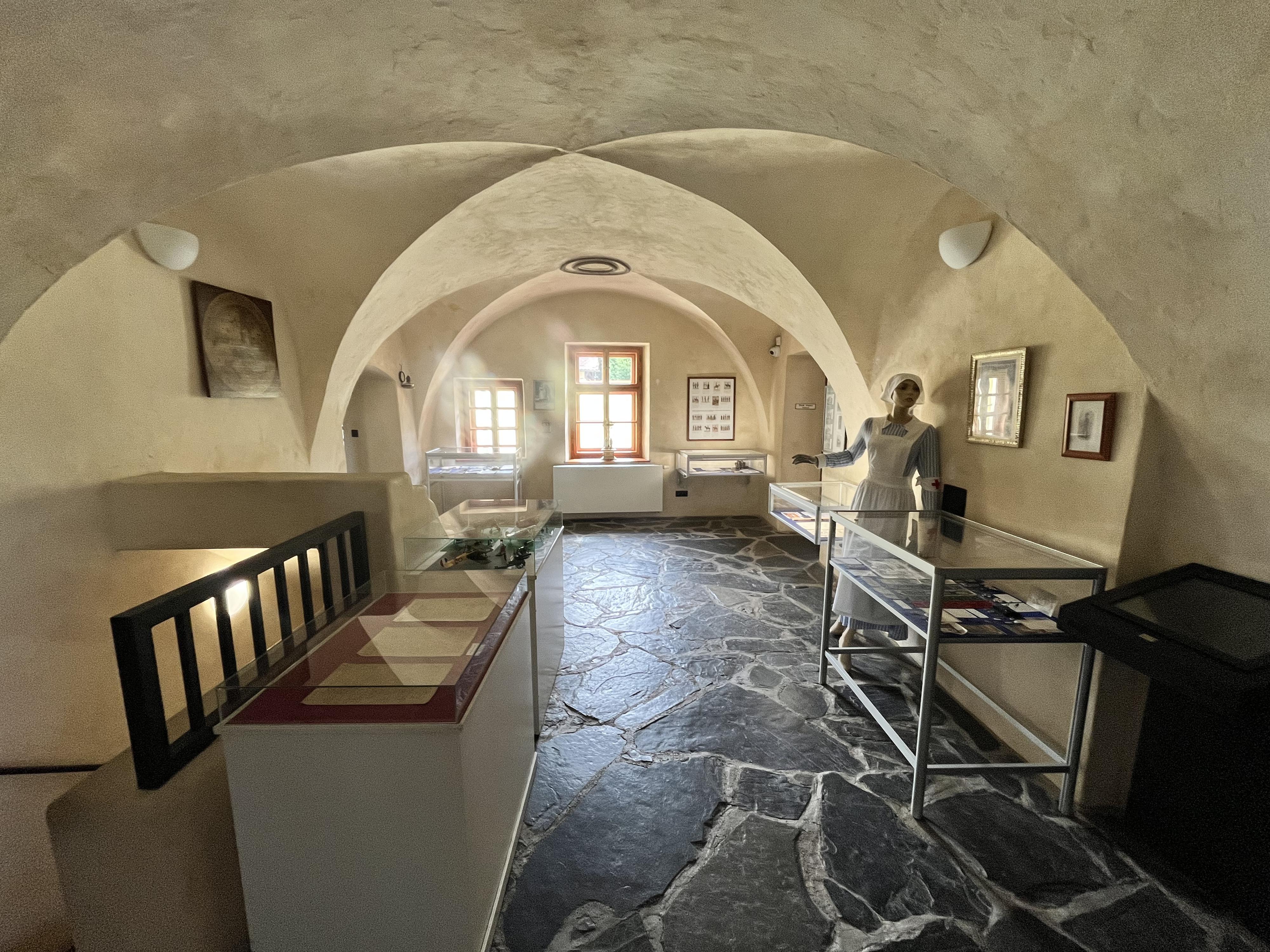 Šatlava - muzeum vězeňství foto 6