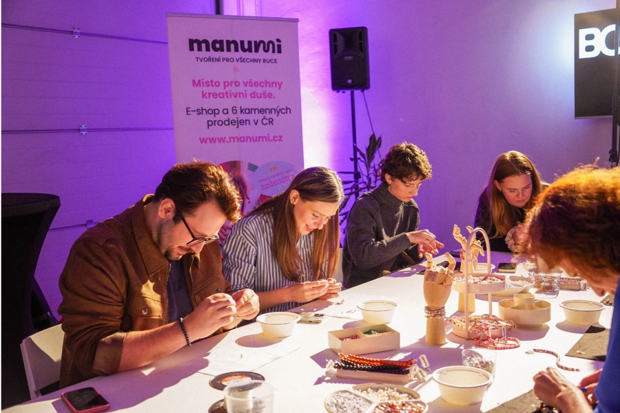Kreativní workshopy a firemní teambuilding na míru