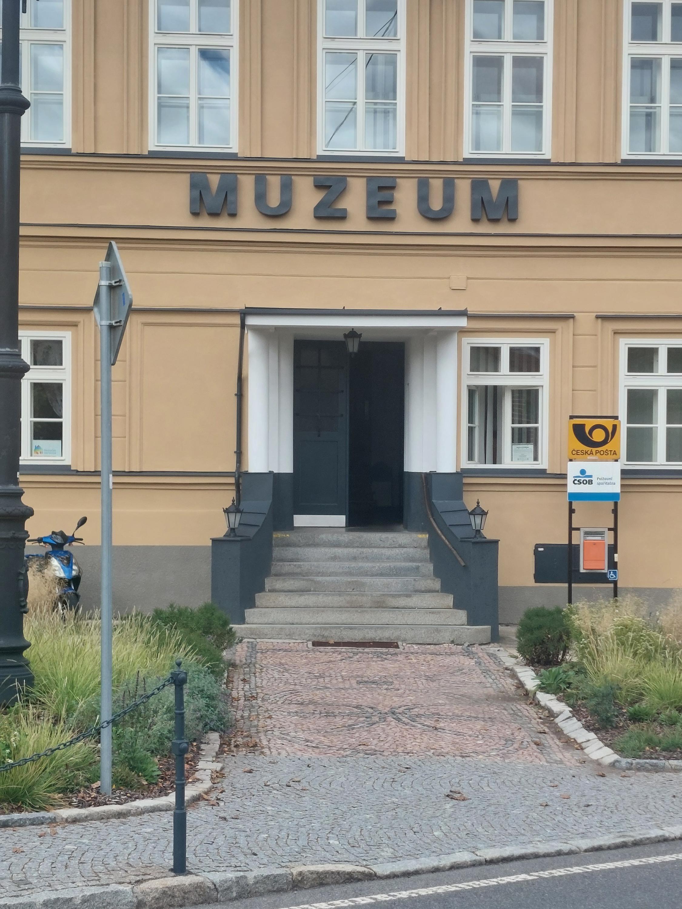 Pošta Komárov u Hořovic
