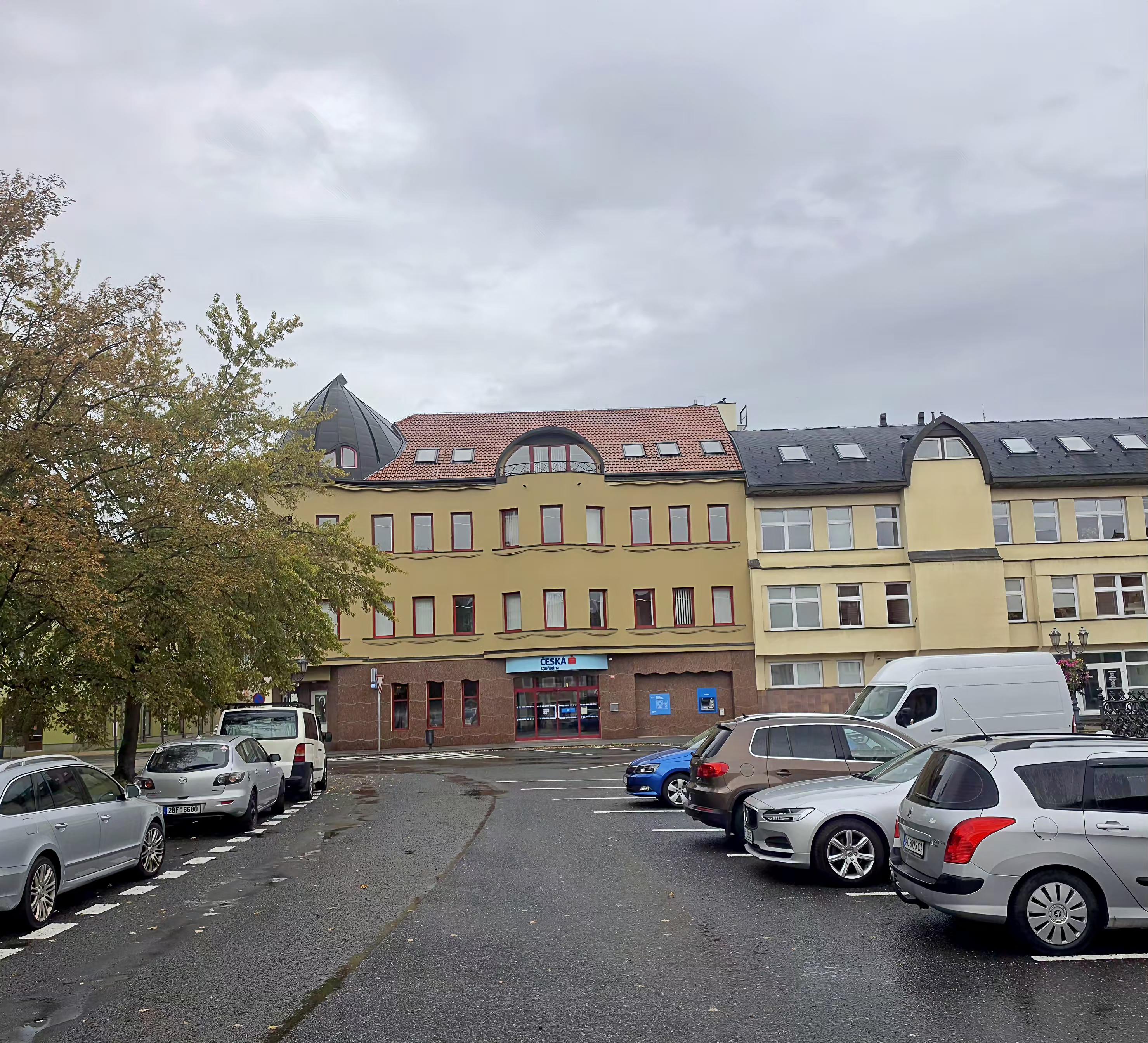 Česká spořitelna, a.s. foto 2