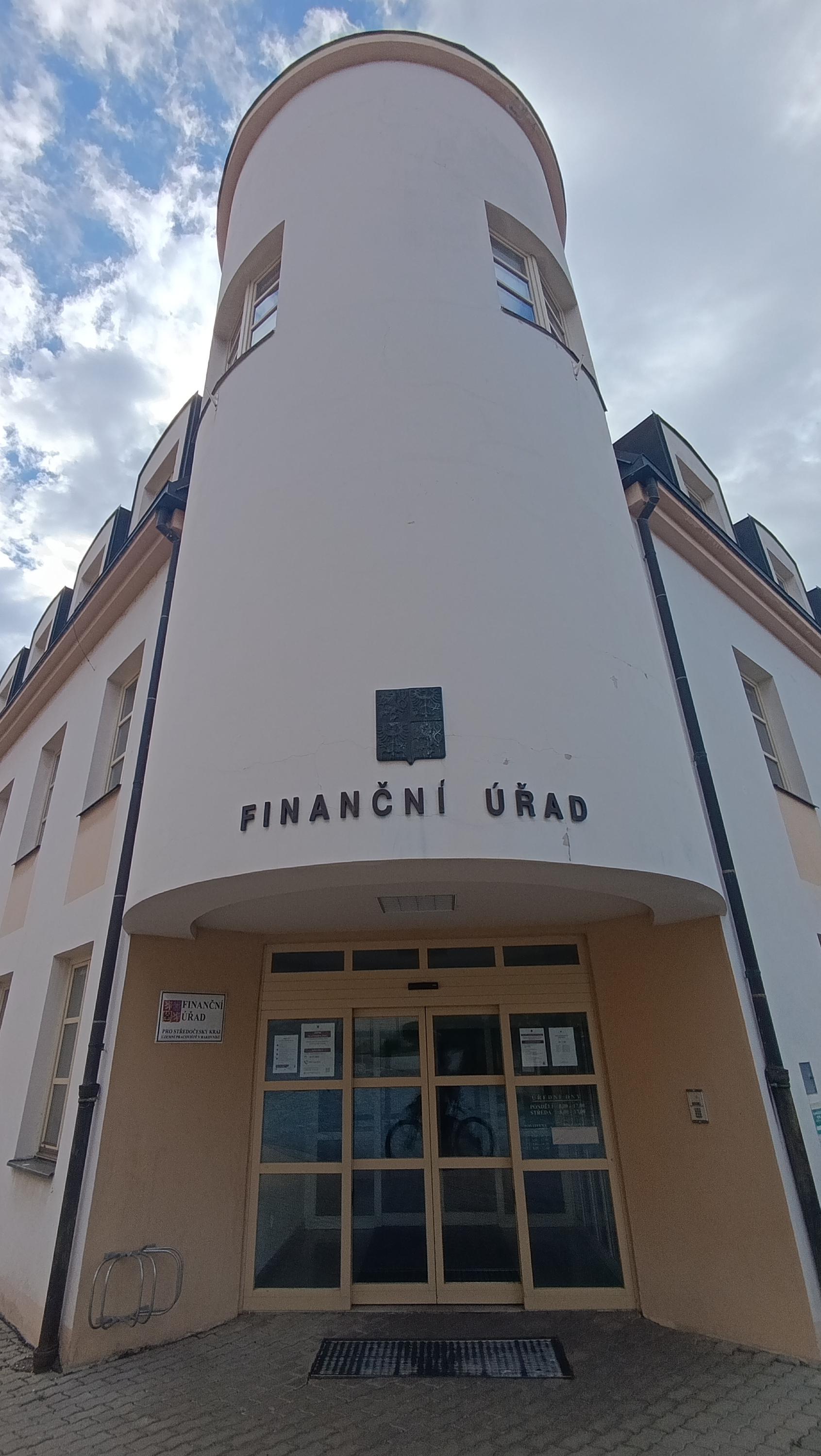 Finanční úřad pro Středočeský kraj - Územní pracoviště v Rakovníku foto 3