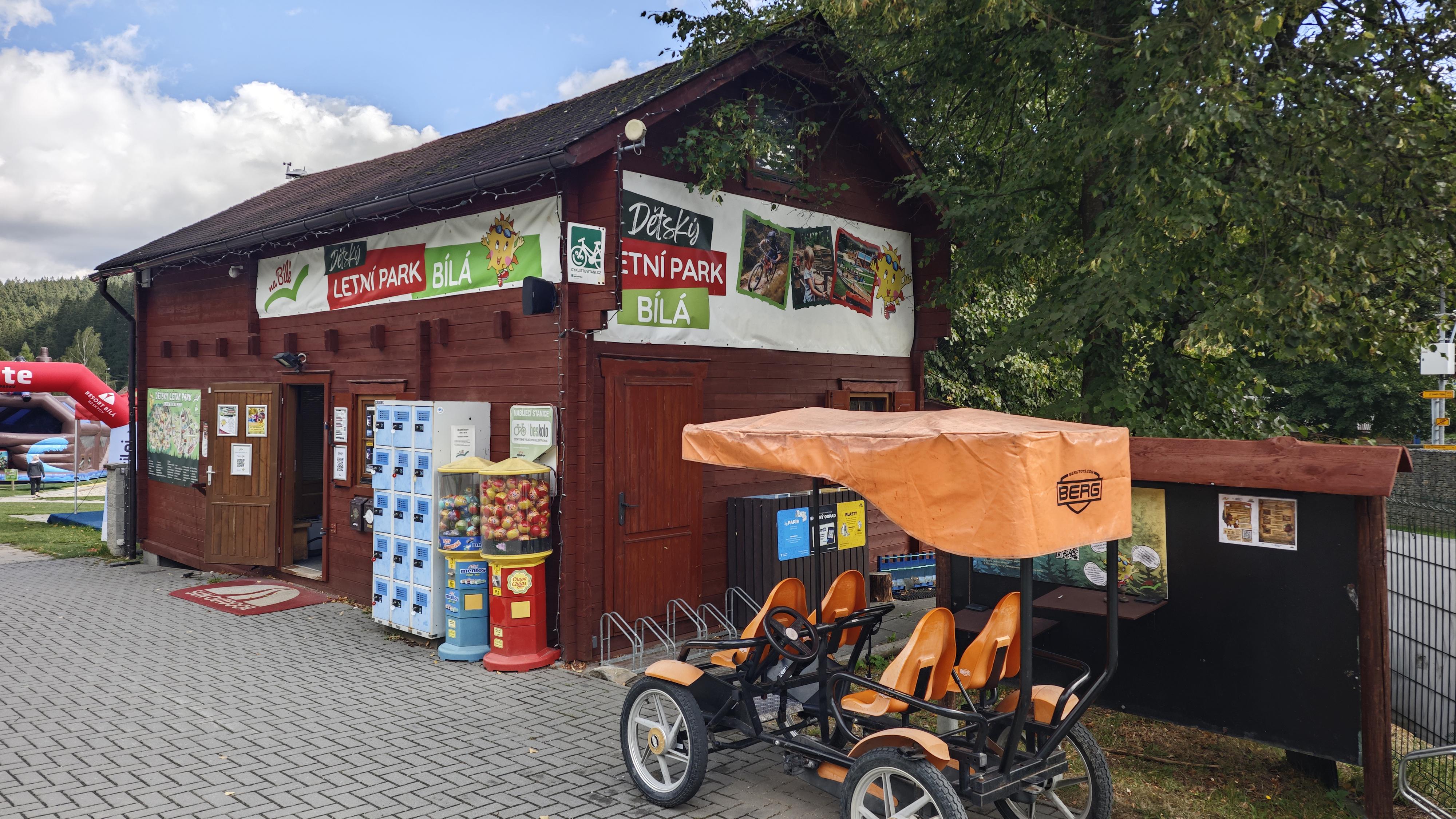 SUN Outdoor, spolek