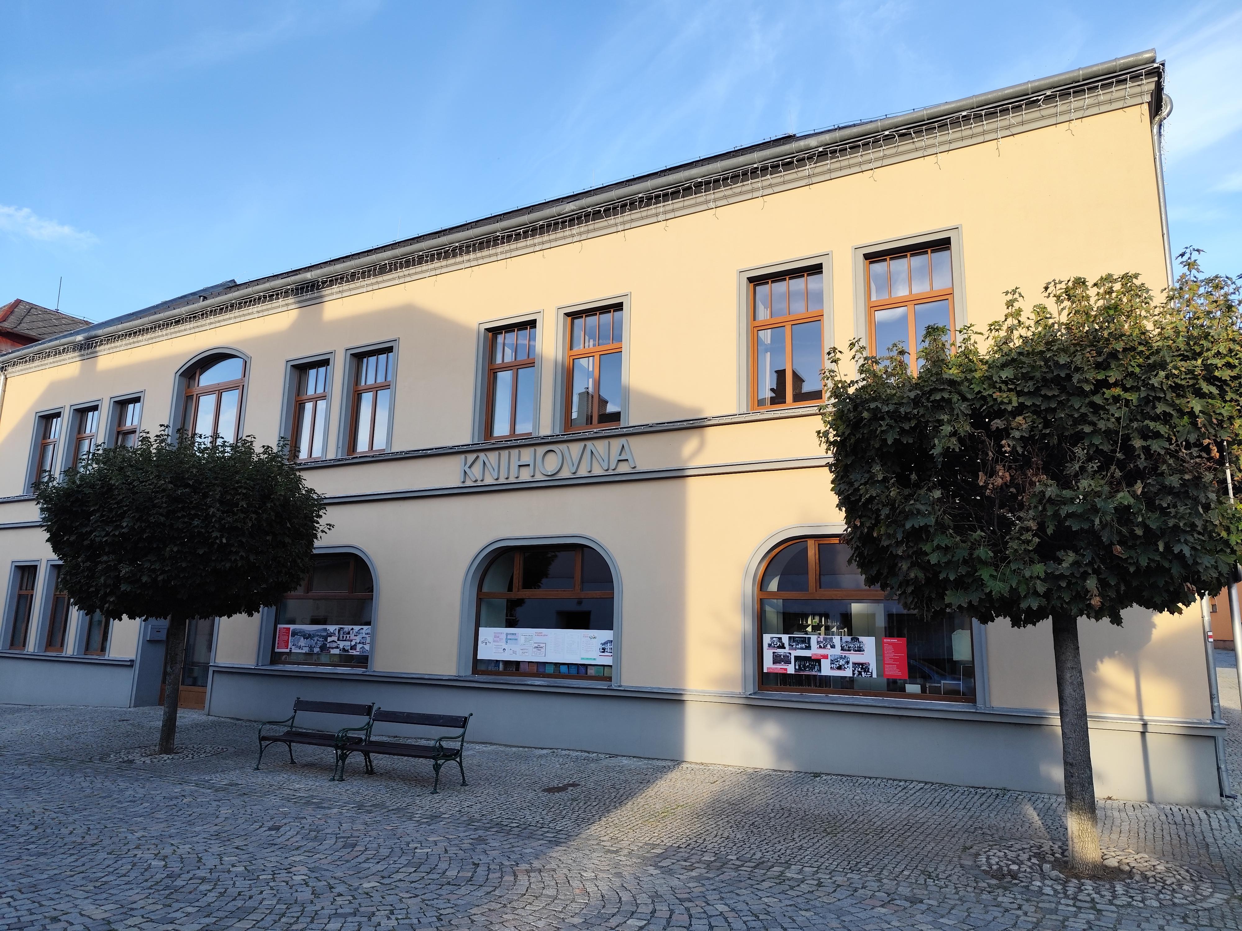 Městská knihovna a informační centrum Hradec nad Moravicí, okres Opava foto 5