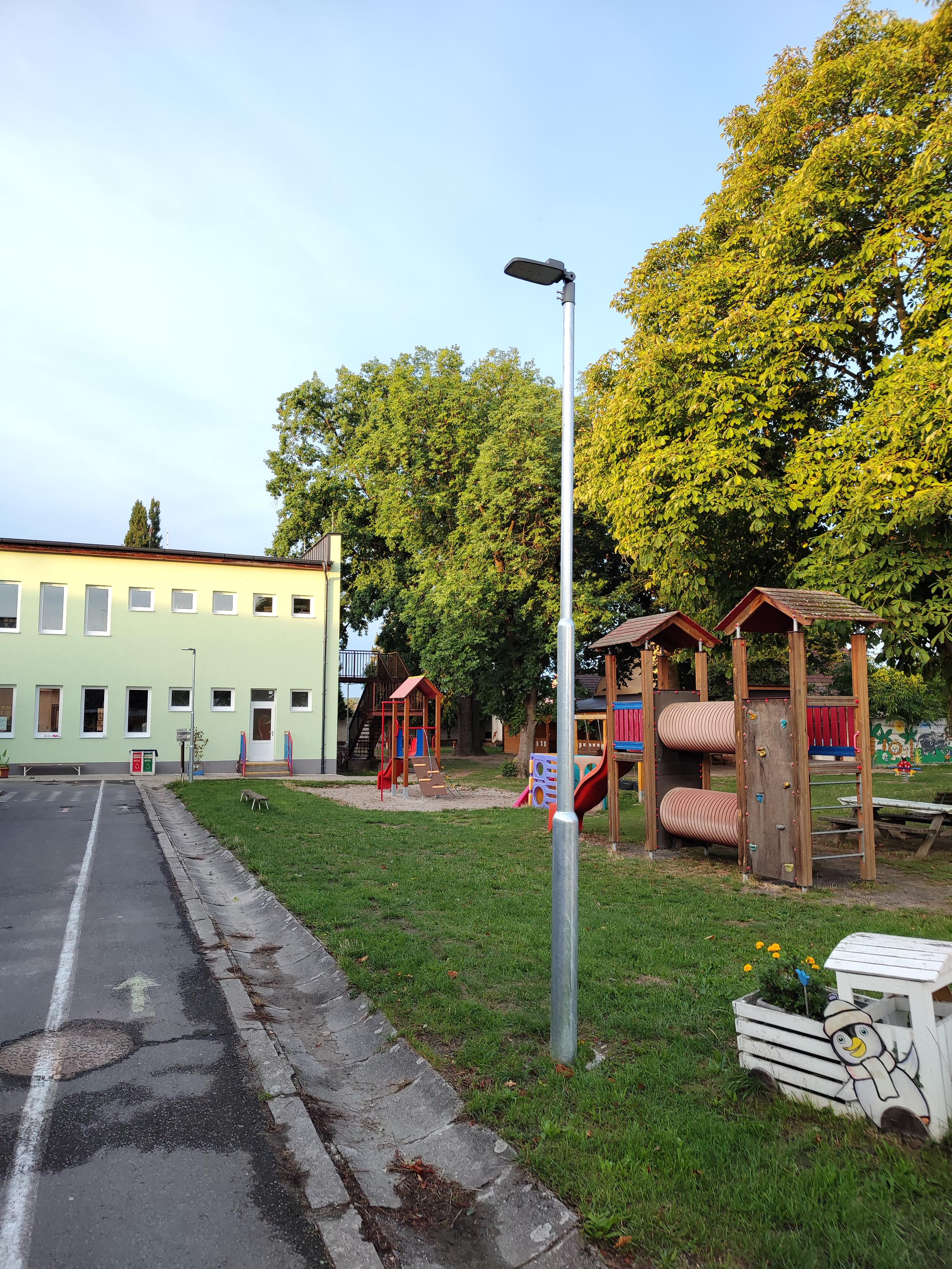 ZŠ a MŠ Město Touškov foto 2