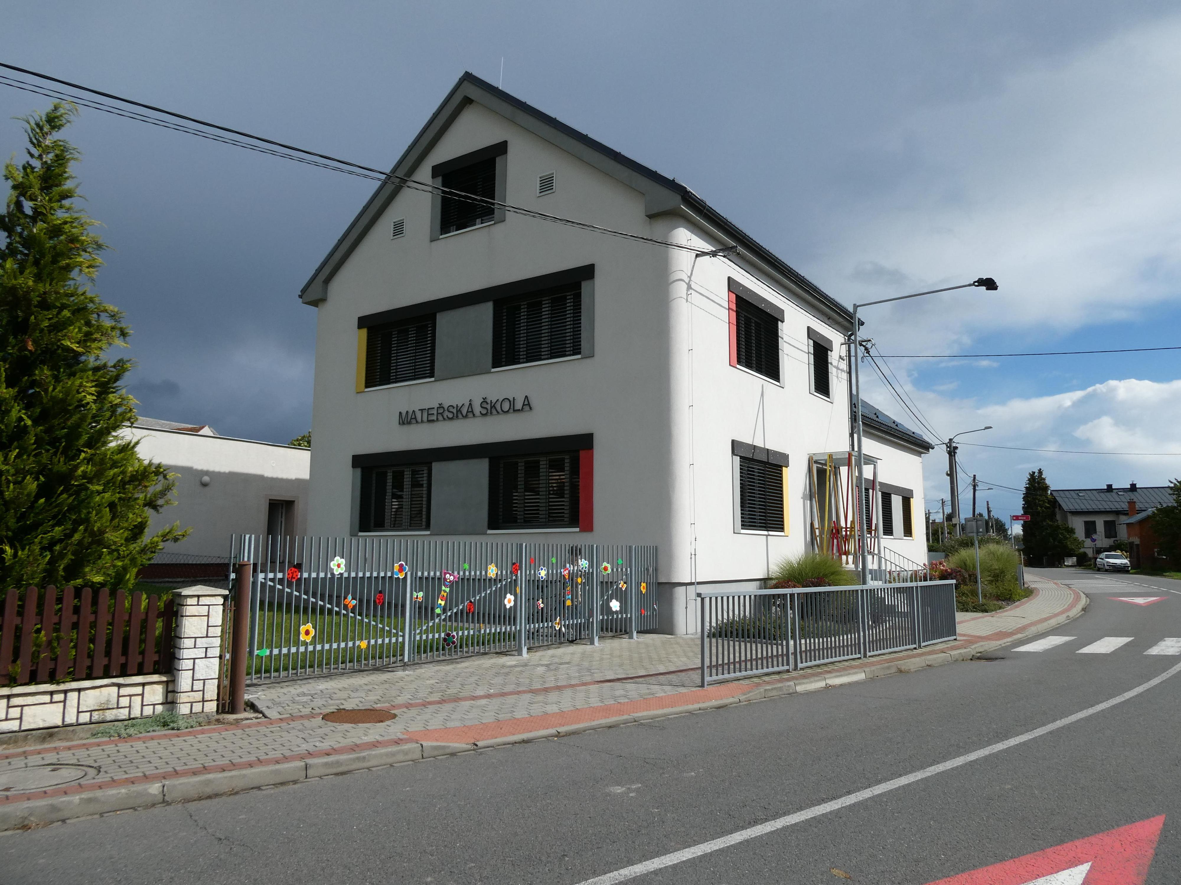 ZŠ a MŠ Hať, Na Chromině