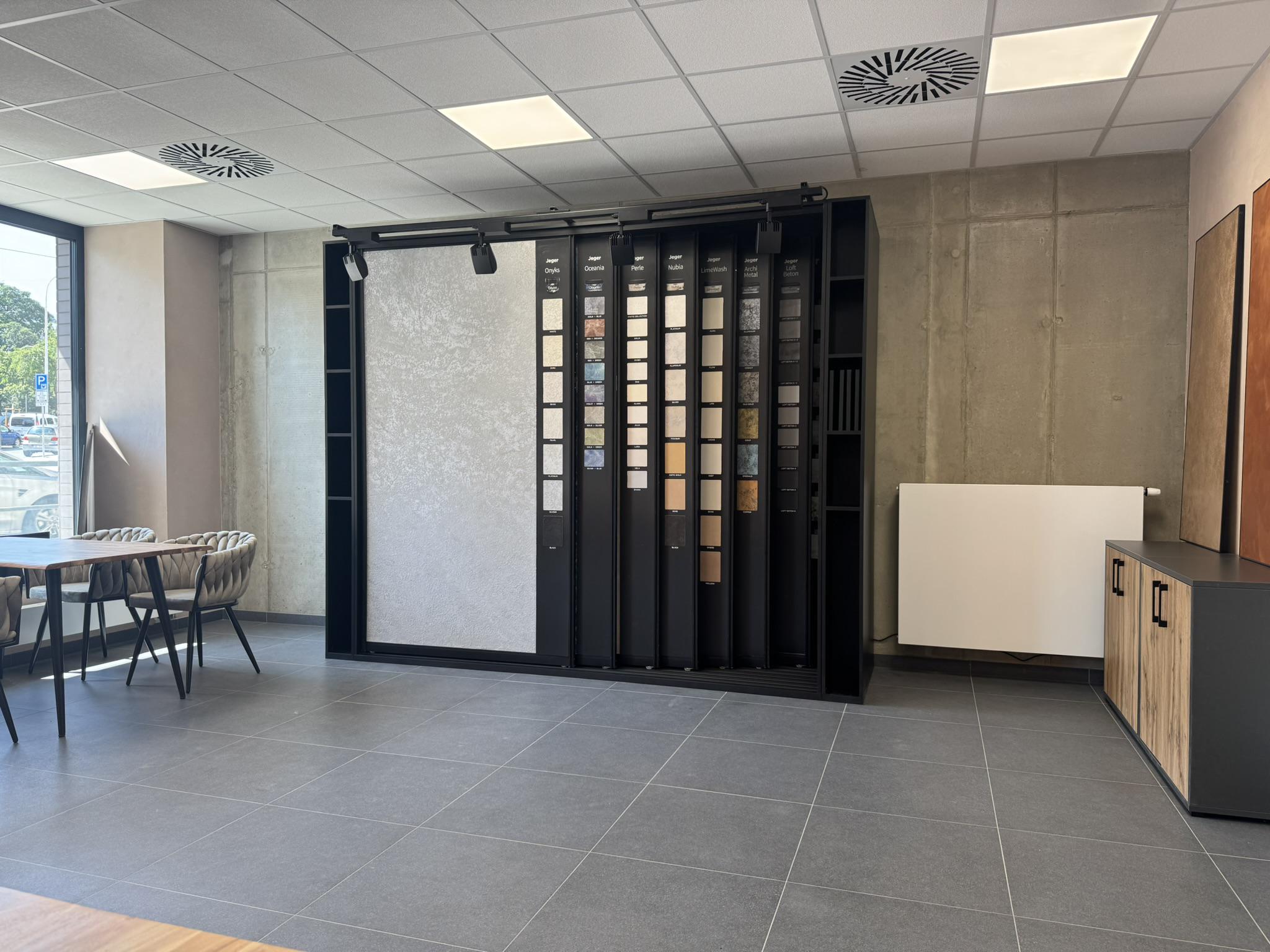Jeger – Showroom foto 2