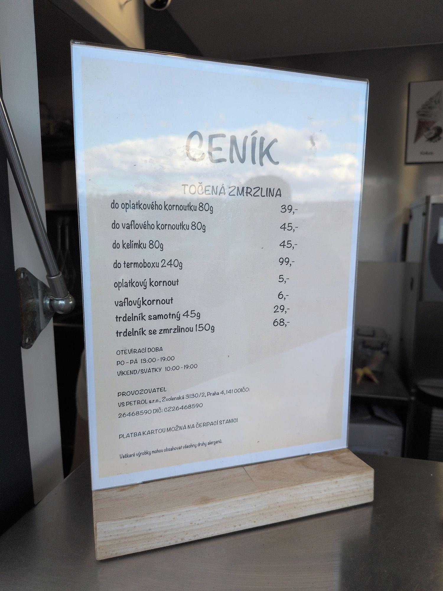 Zmrzlinový stánek Struhařov foto 2