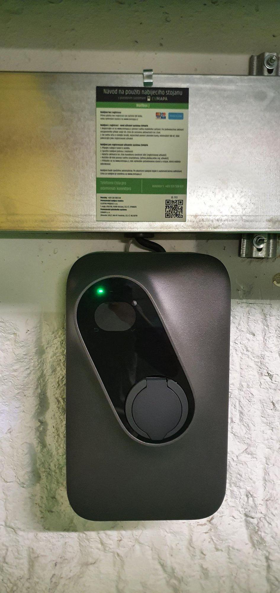 Nabíjecí stanice pro elektromobily foto 3