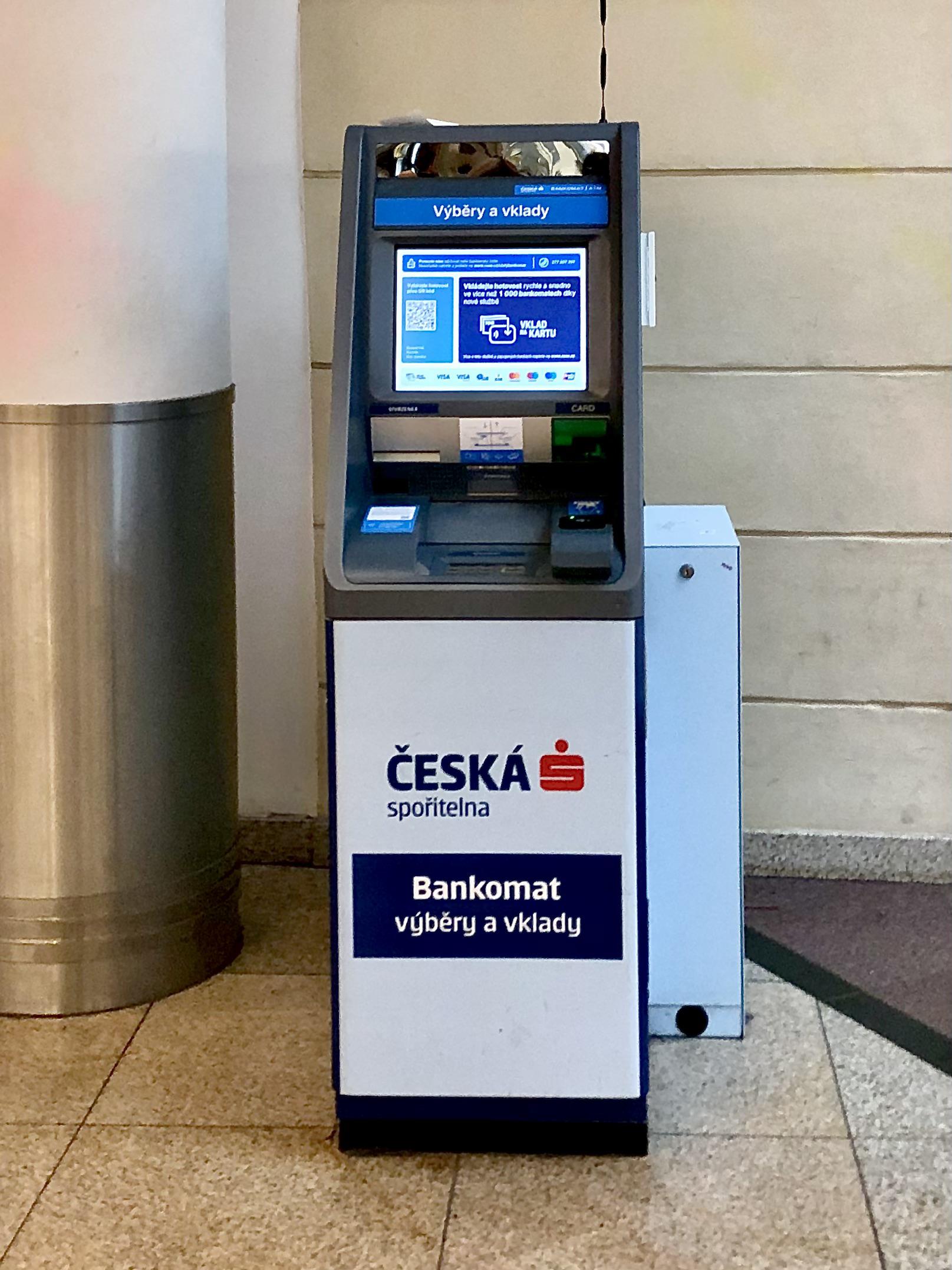 Bankomat České spořitelny foto 2