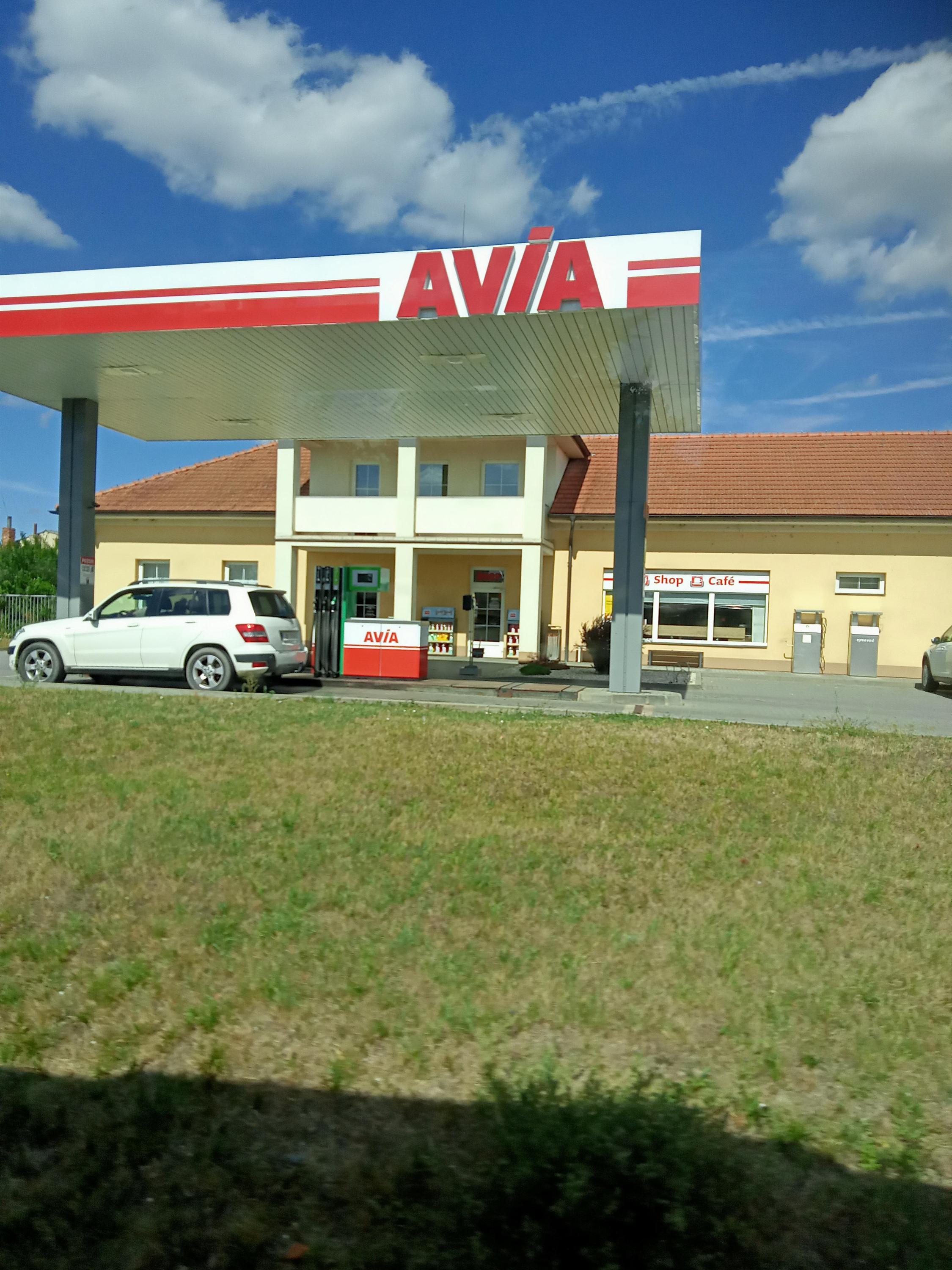 AVIA
