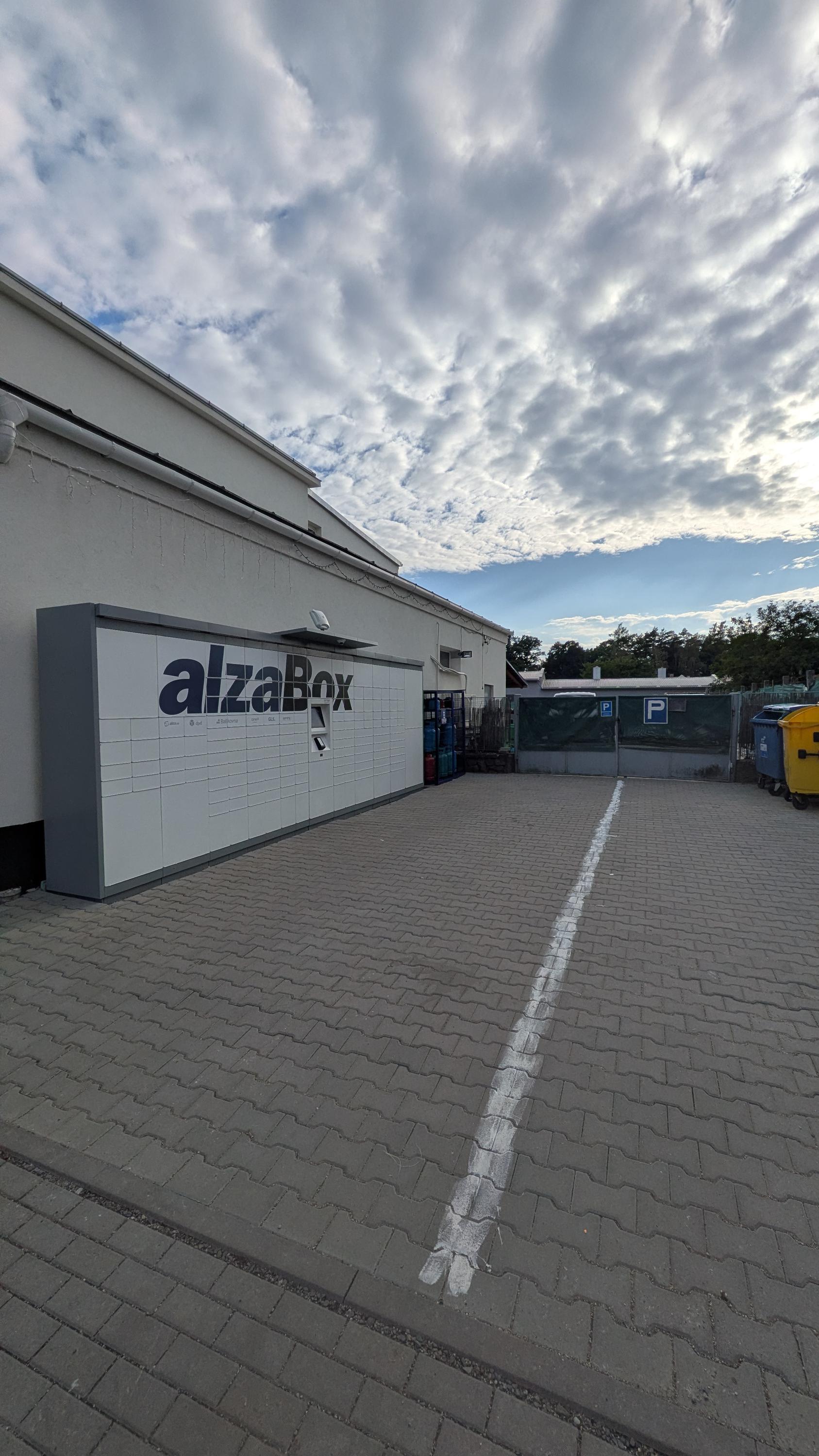 AlzaBox foto 1