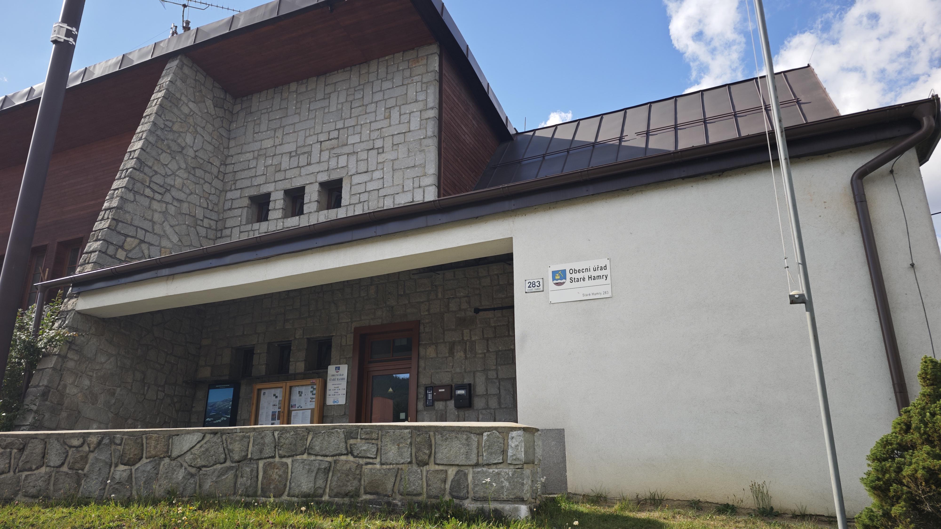 Staré Hamry - obecní úřad foto 4
