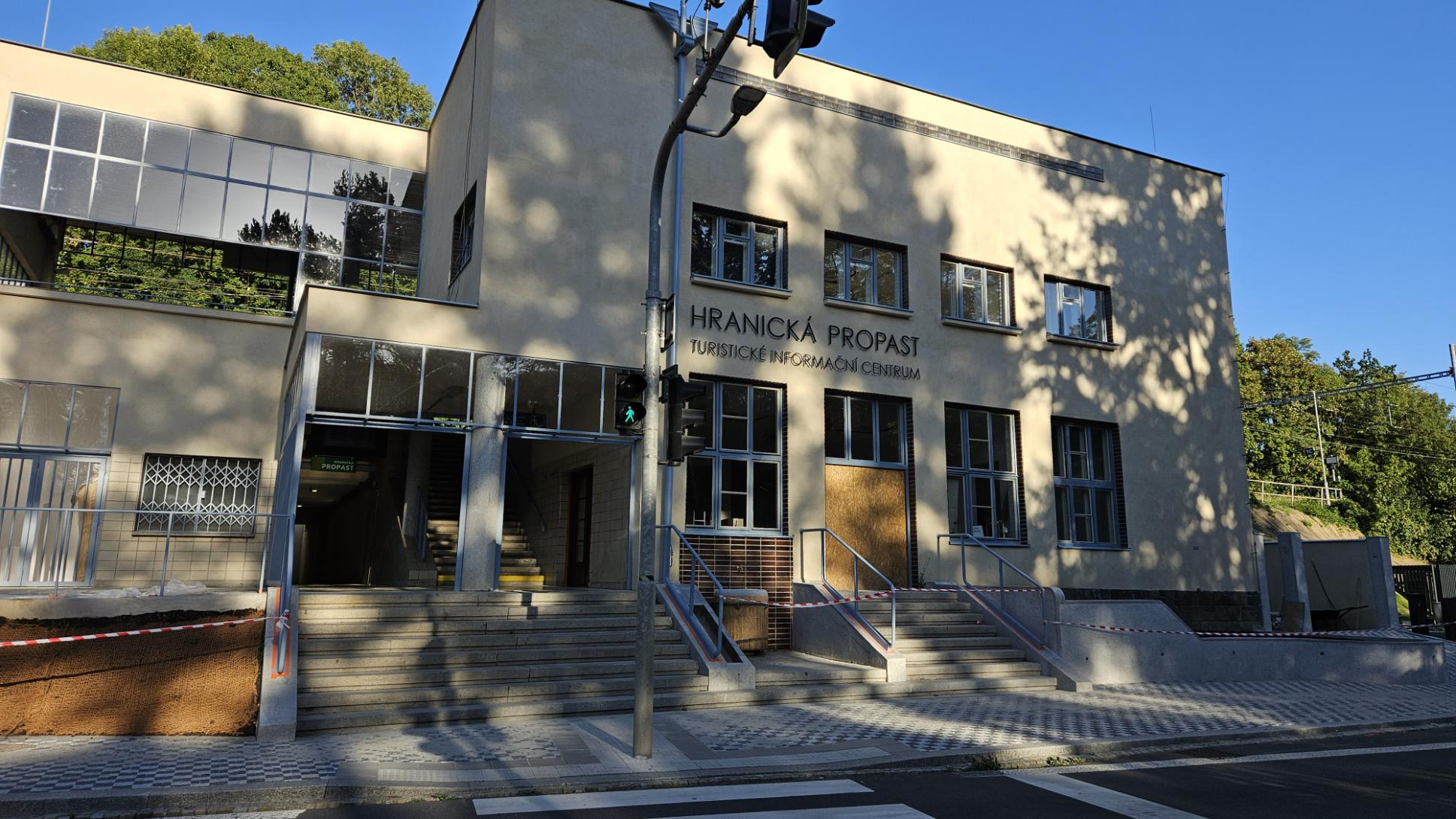 Infocentrum Hranická propast foto 2