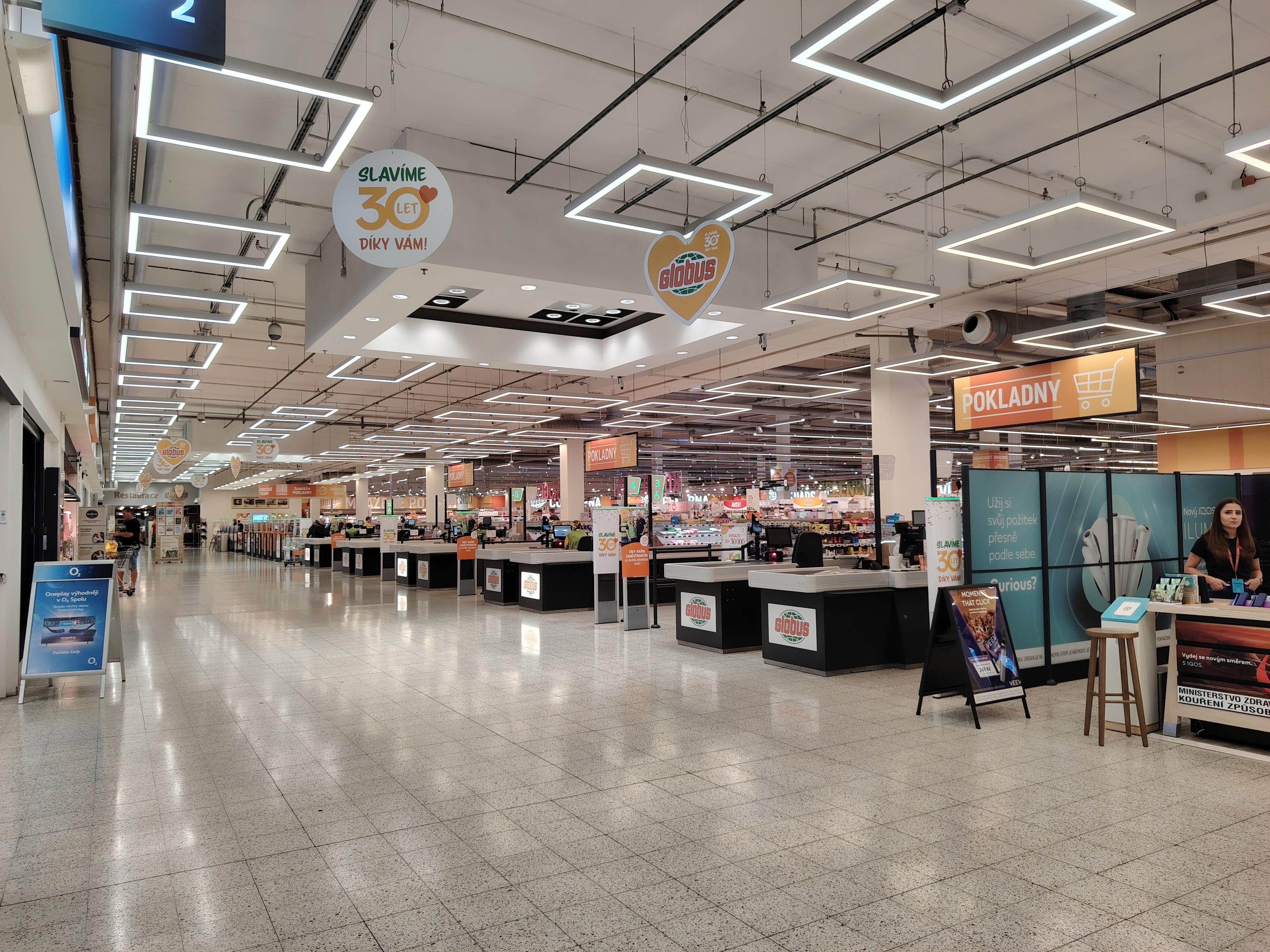 Globus Hypermarket foto 2