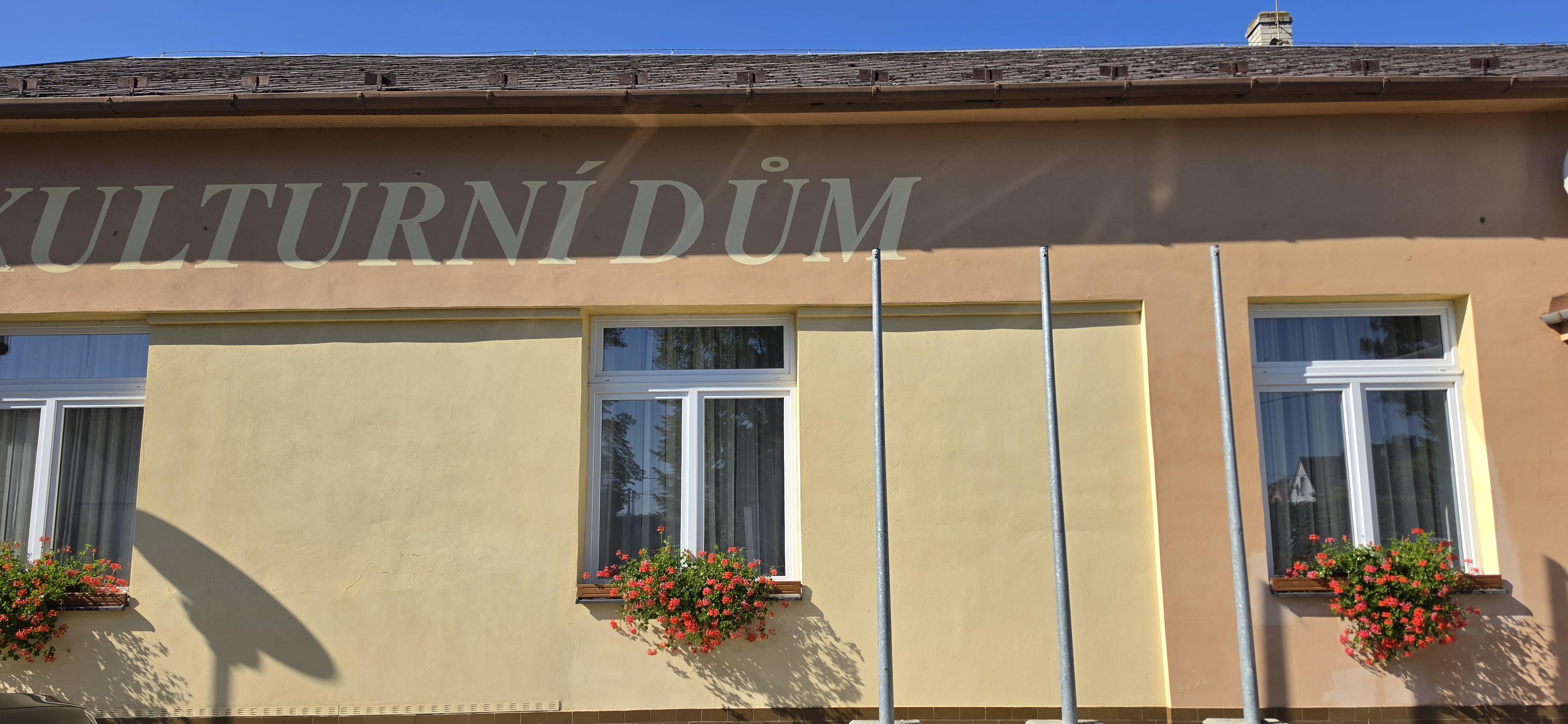 Kulturní dům Milostovice foto 4