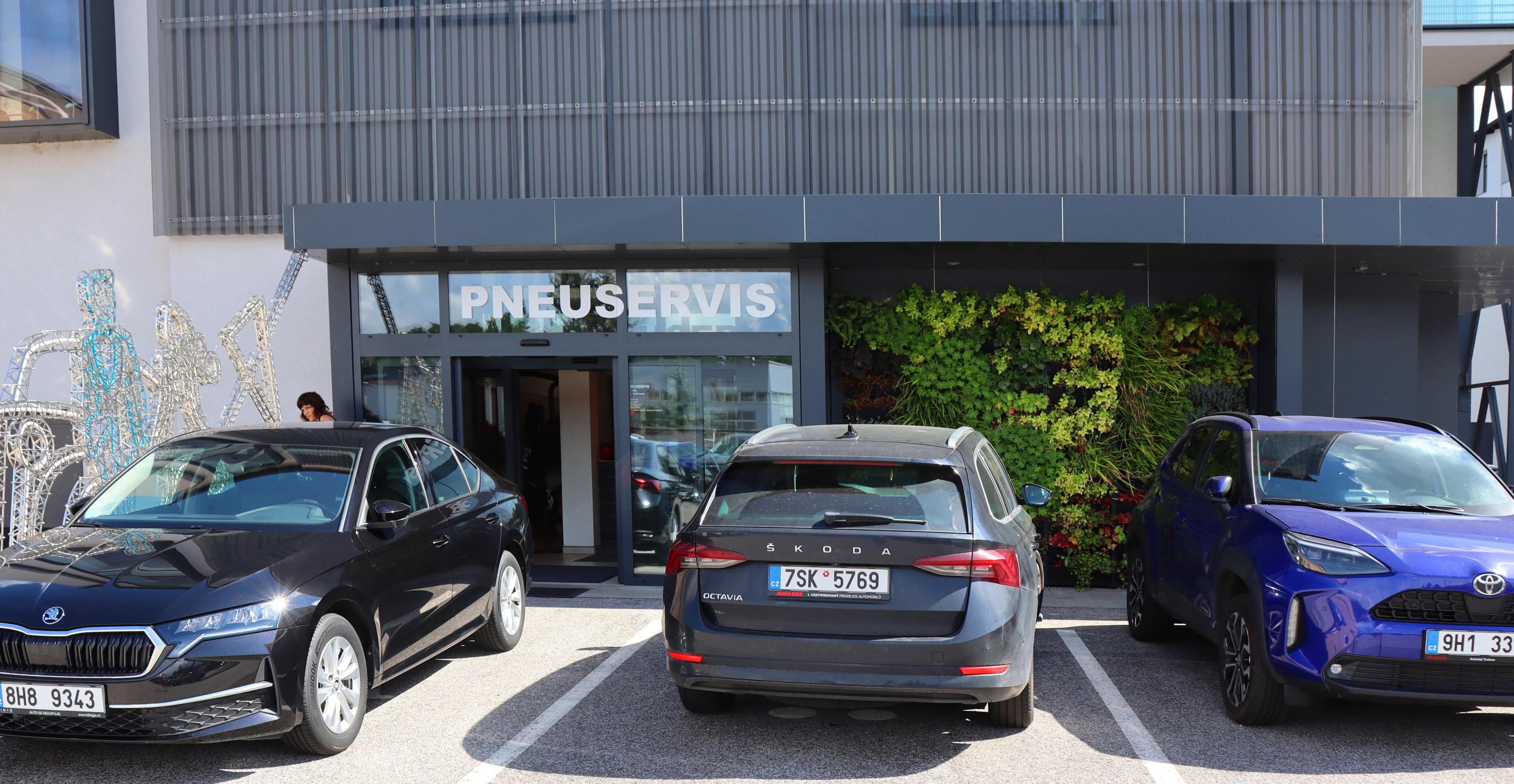 Autostyl a.s. Trutnov - ojeté vozy Škoda a Toyota foto 5