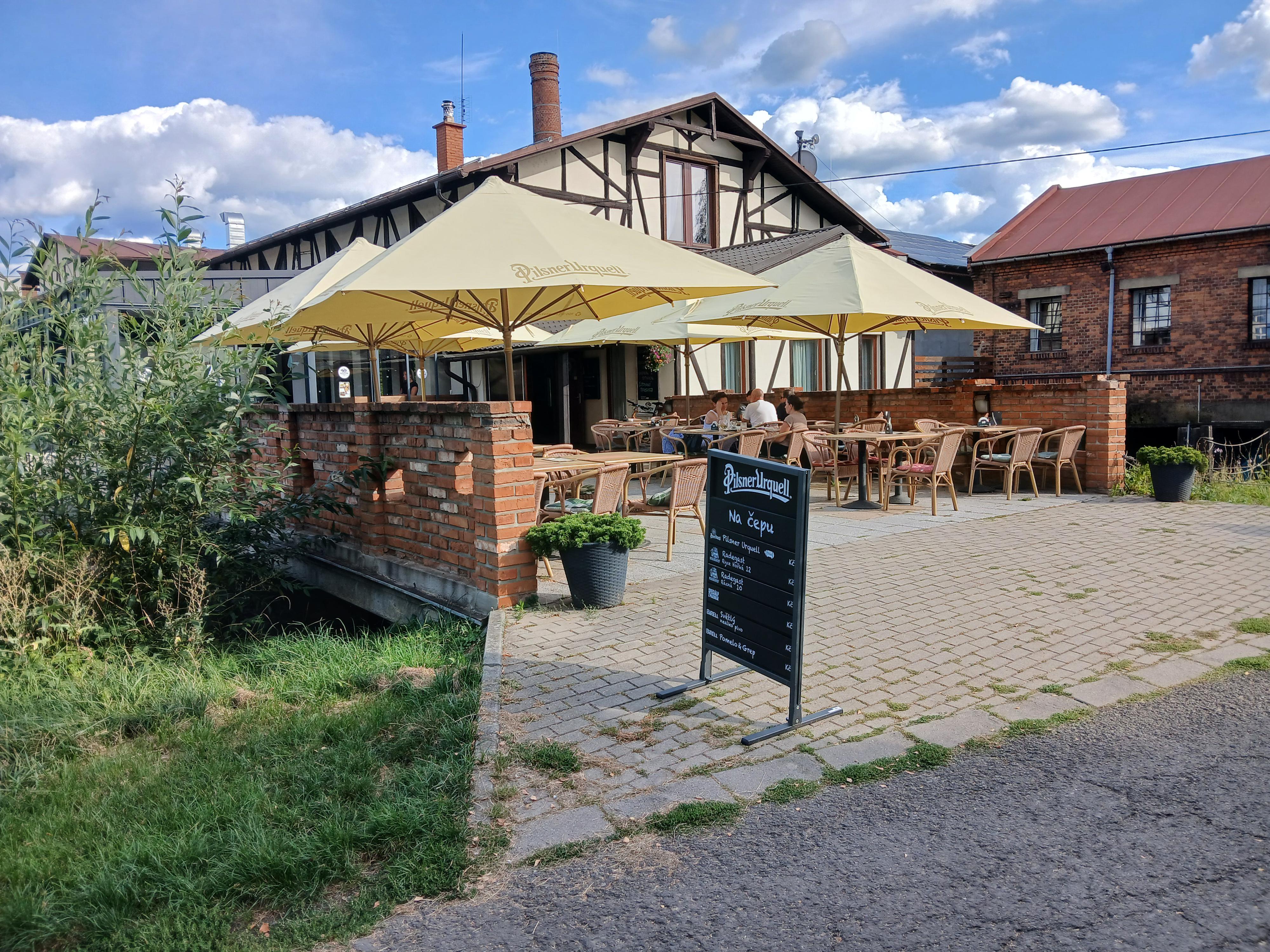 Restaurace Náhon foto 2