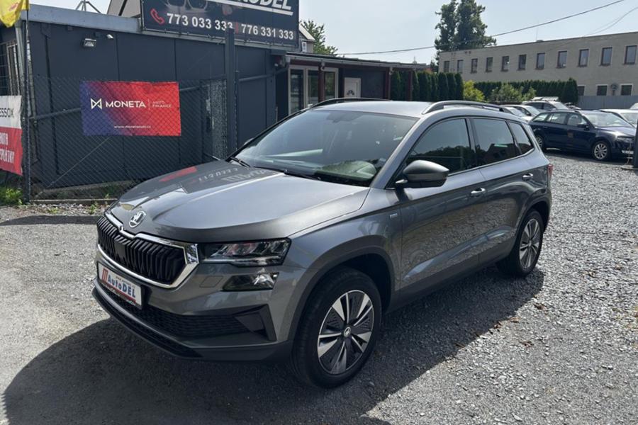 BABÍ LÉTO V AUTODELU: Škoda Karoq 1,0 TSi