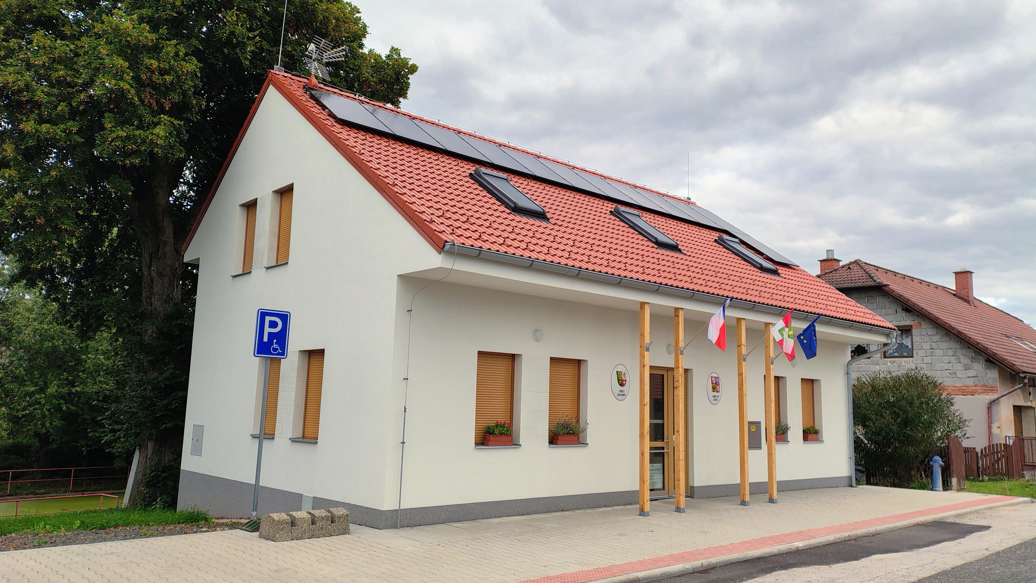 Zdobín - obecní úřad foto 2