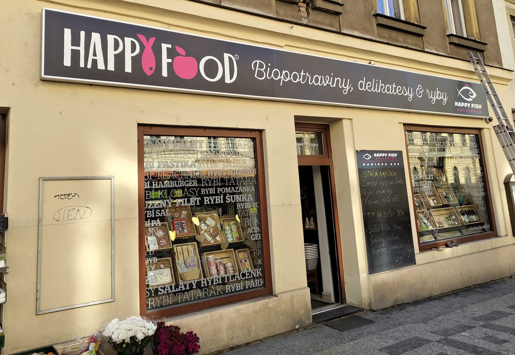 HAPPY FOOD delicates foto 3