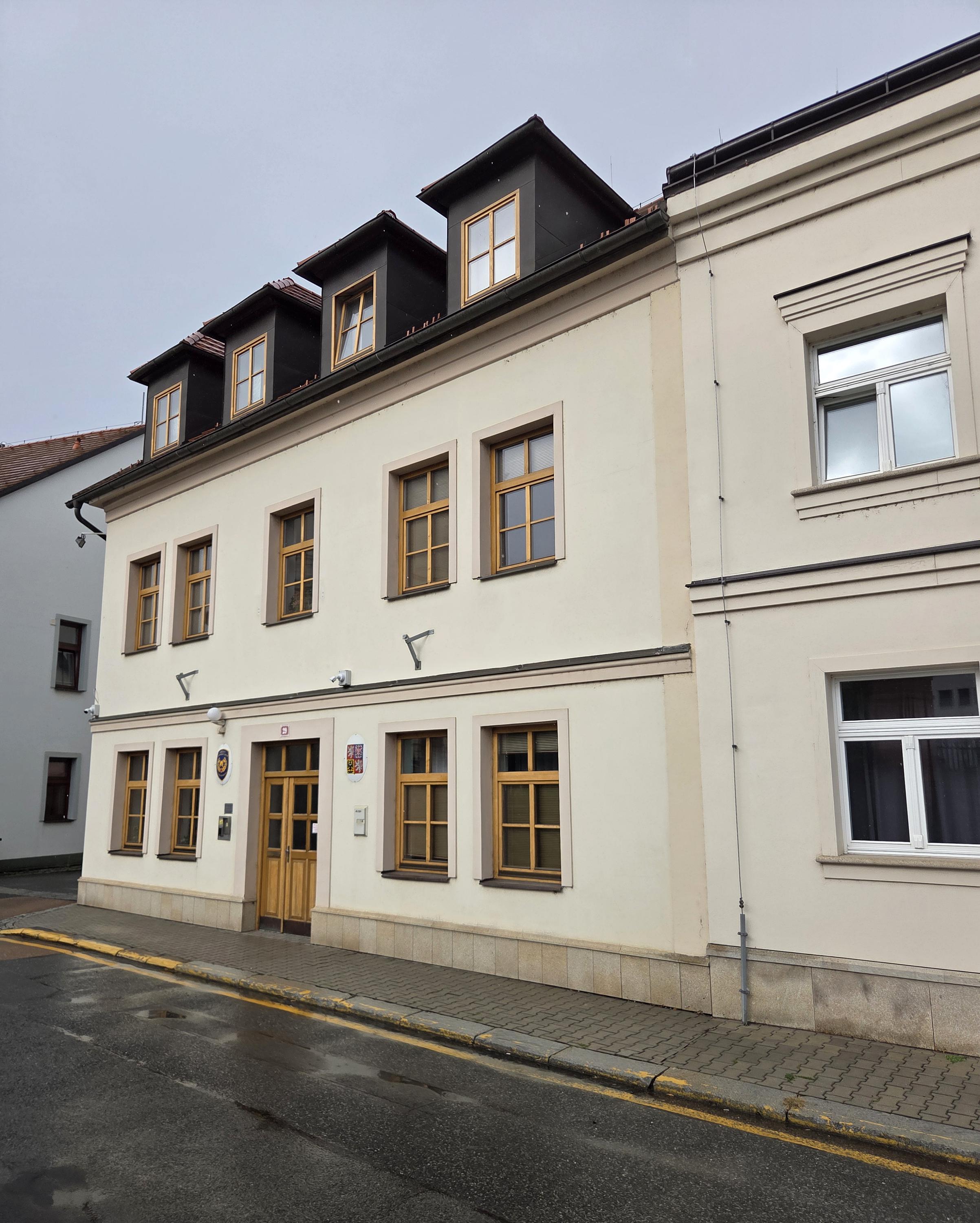 Hasičský záchranný sbor Plzeňského kraje - Požární stanice Rokycany foto 3