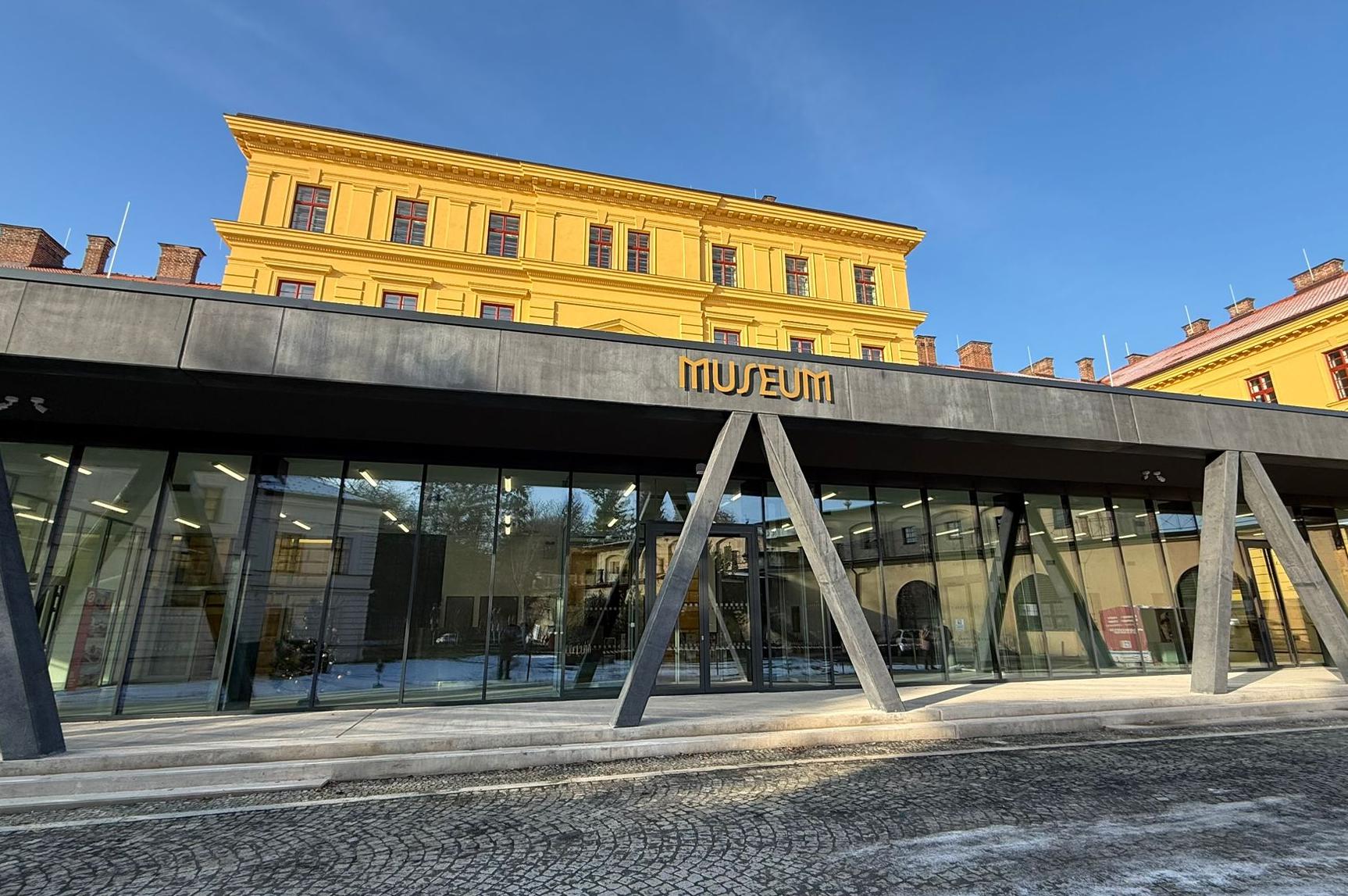 Budova ARCHA- Muzeum východních Čech v Hradci Králové
