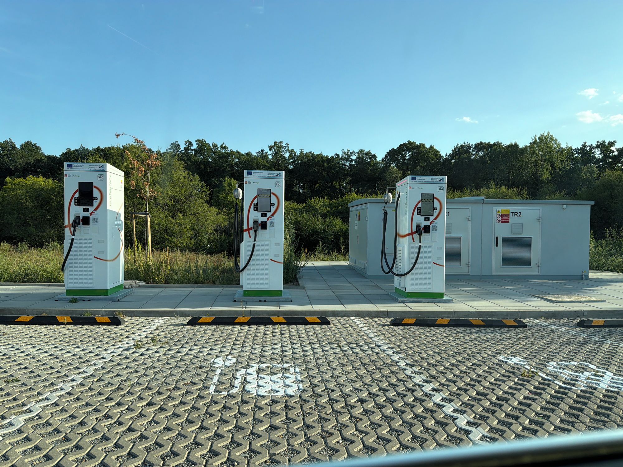Dobíjecí staníce pro elektromobily