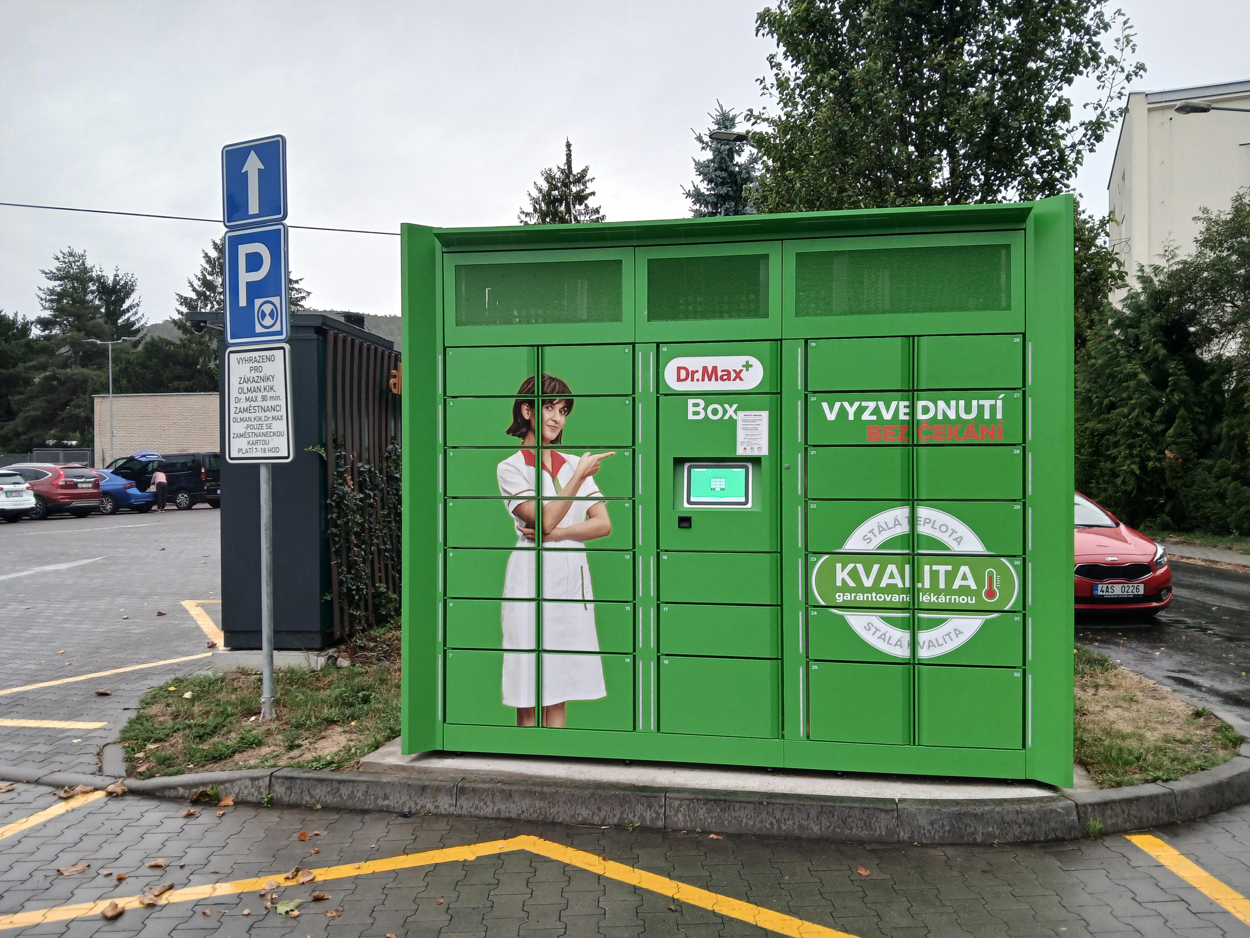 Dr. Max - výdejní box foto 2