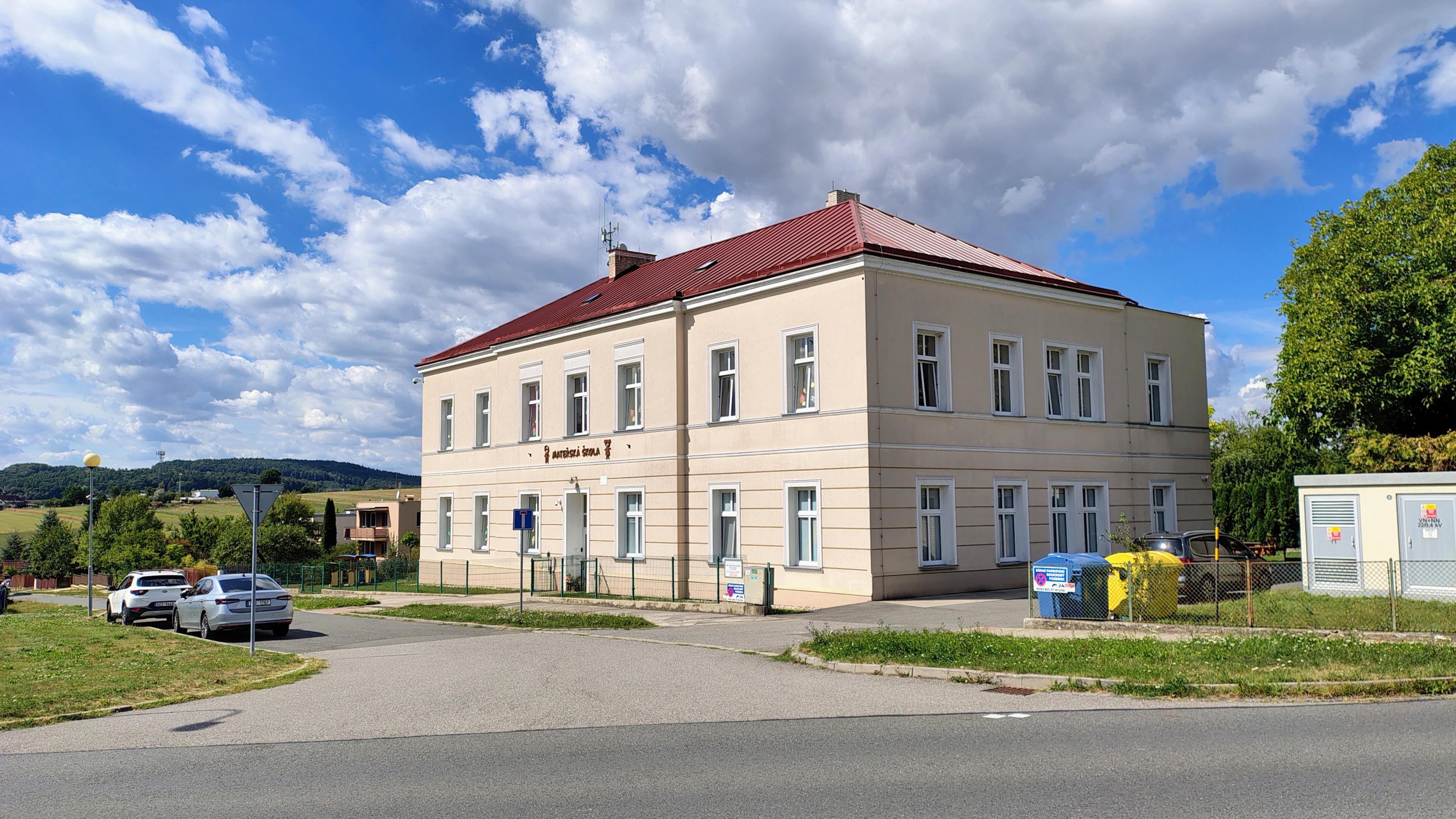 MŠ Zlín, Mariánské nám. 141 foto 2