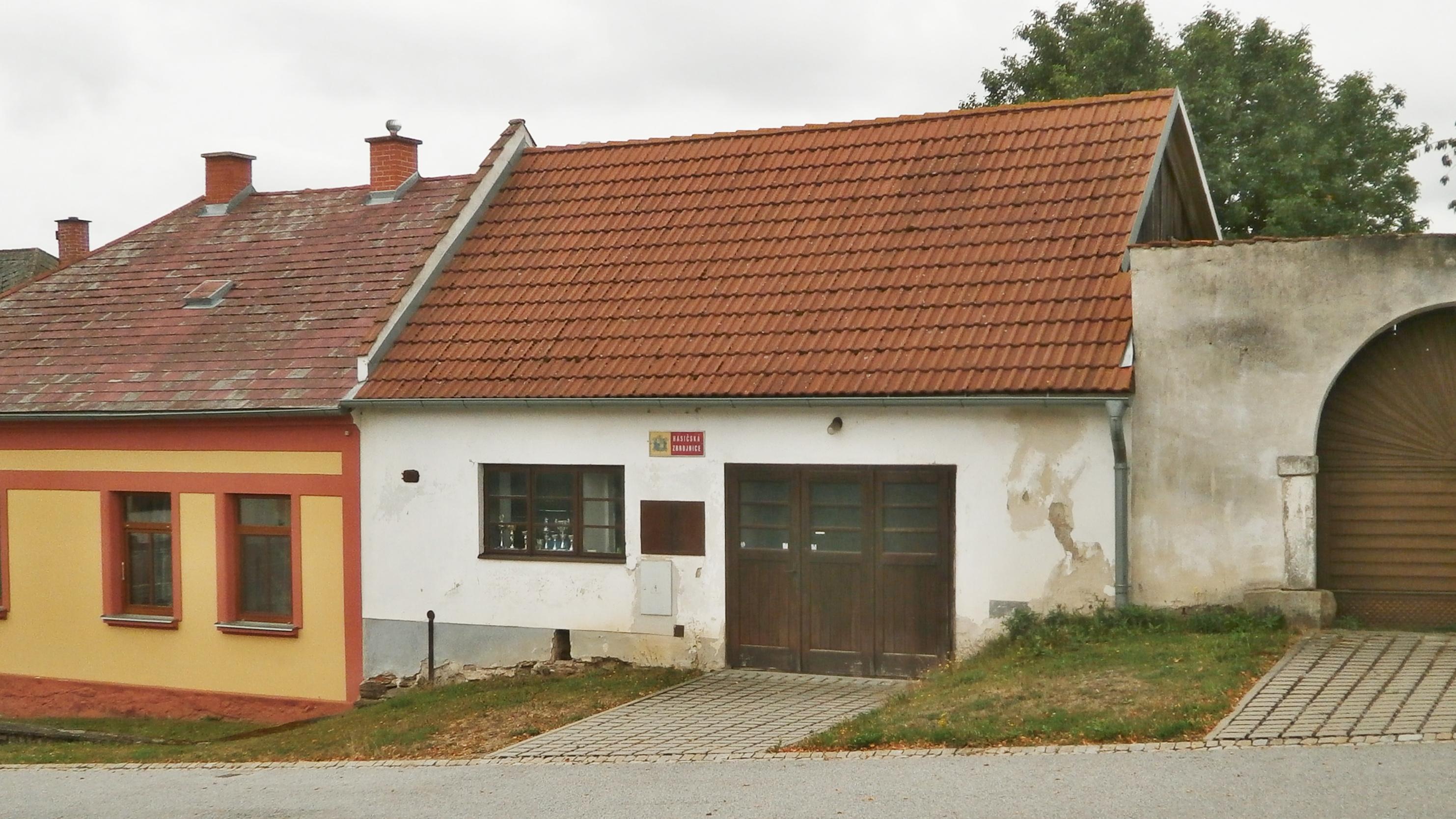 SH ČMS - Sbor dobrovolných hasičů Urbanov foto 1