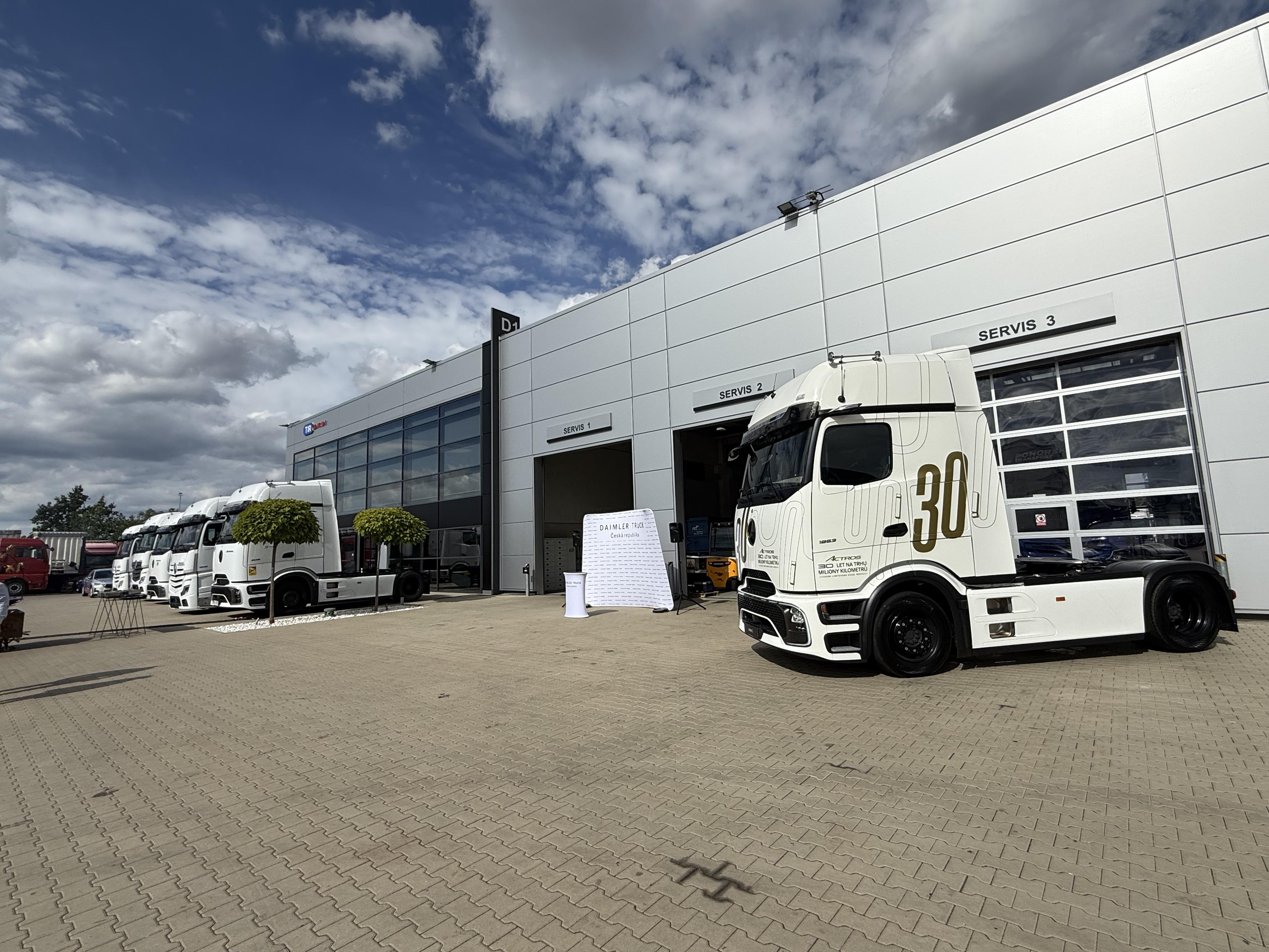 Daimler Truck Česká republika foto 2