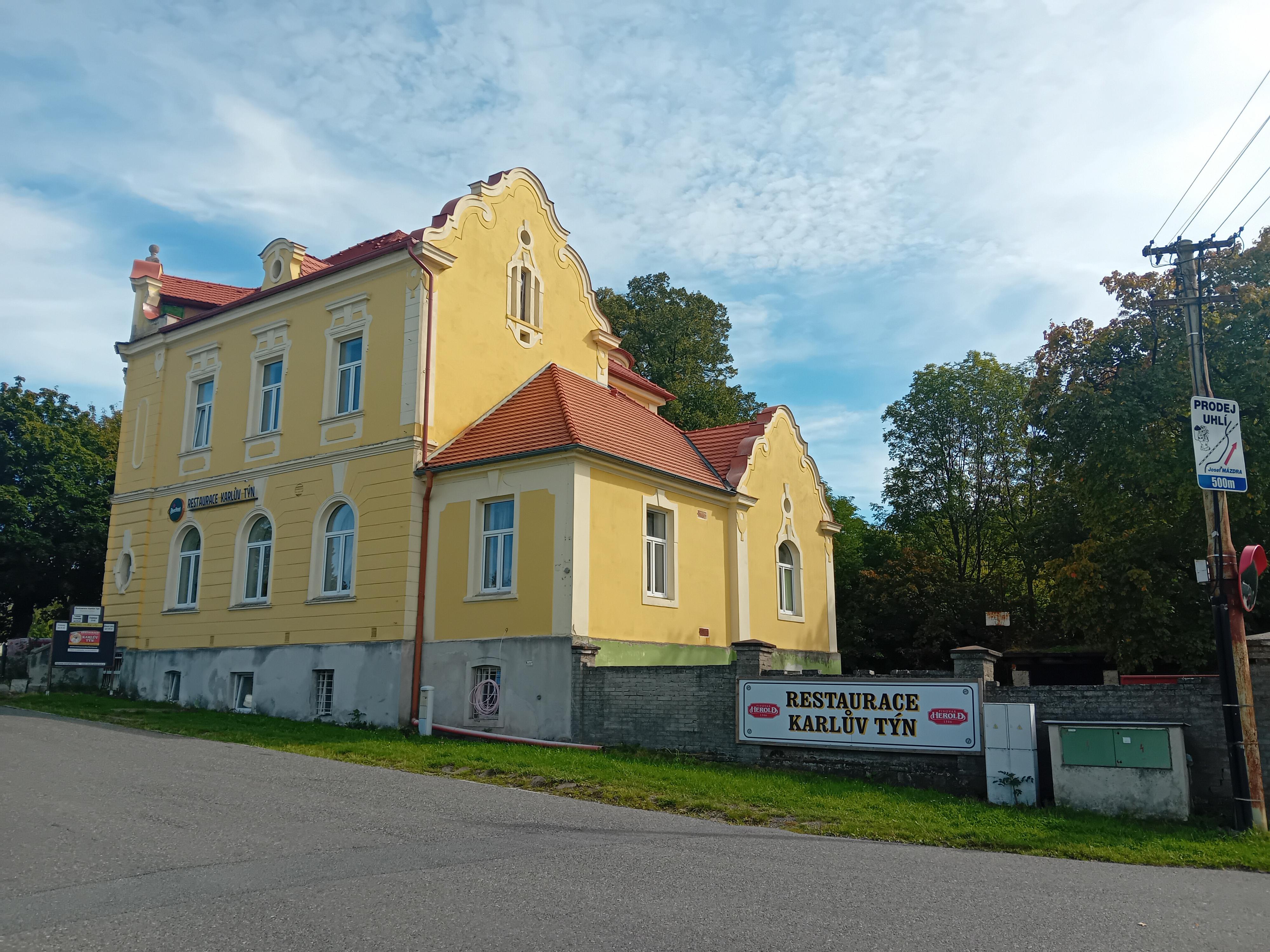Restaurace Karlův Týn foto 2
