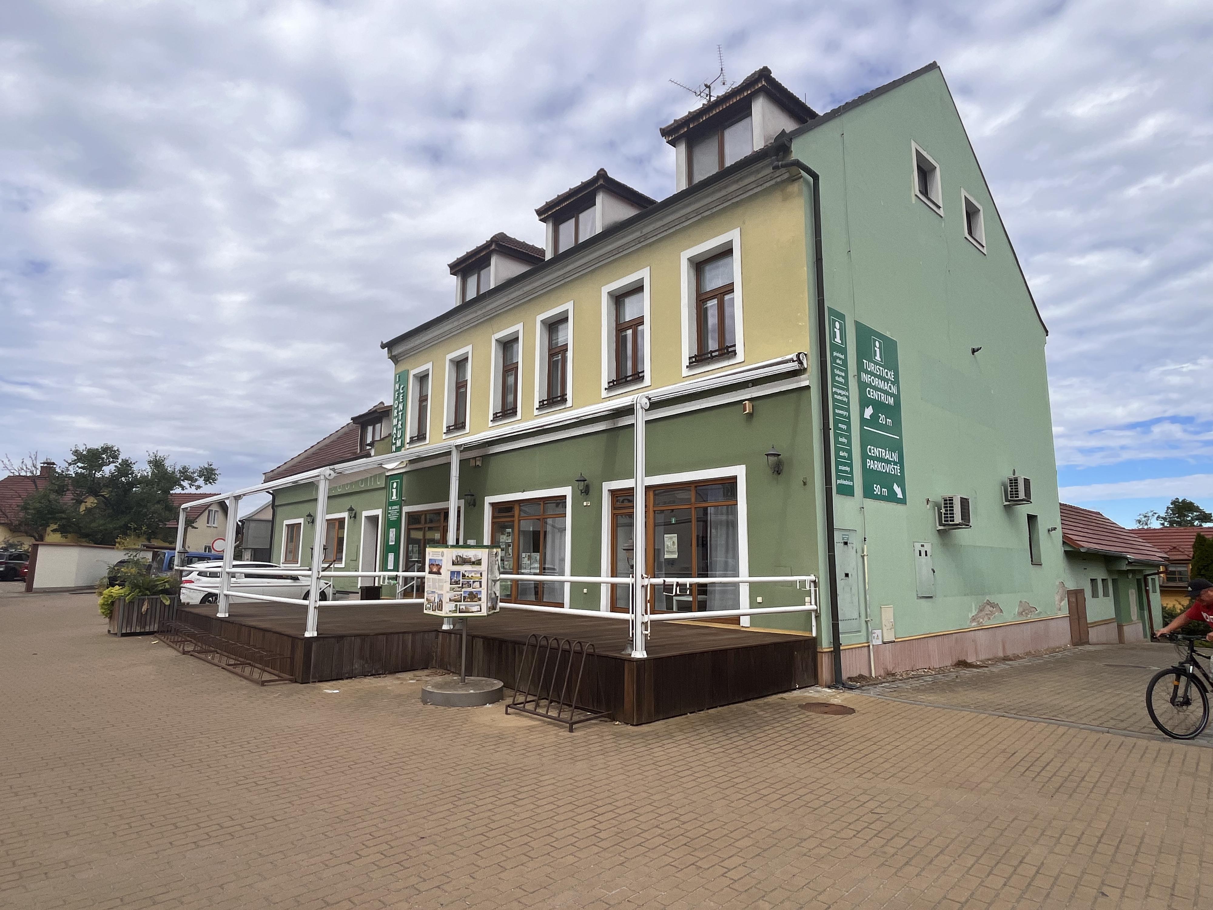 Turistické informační centrum Lednice, Malinovského foto 2