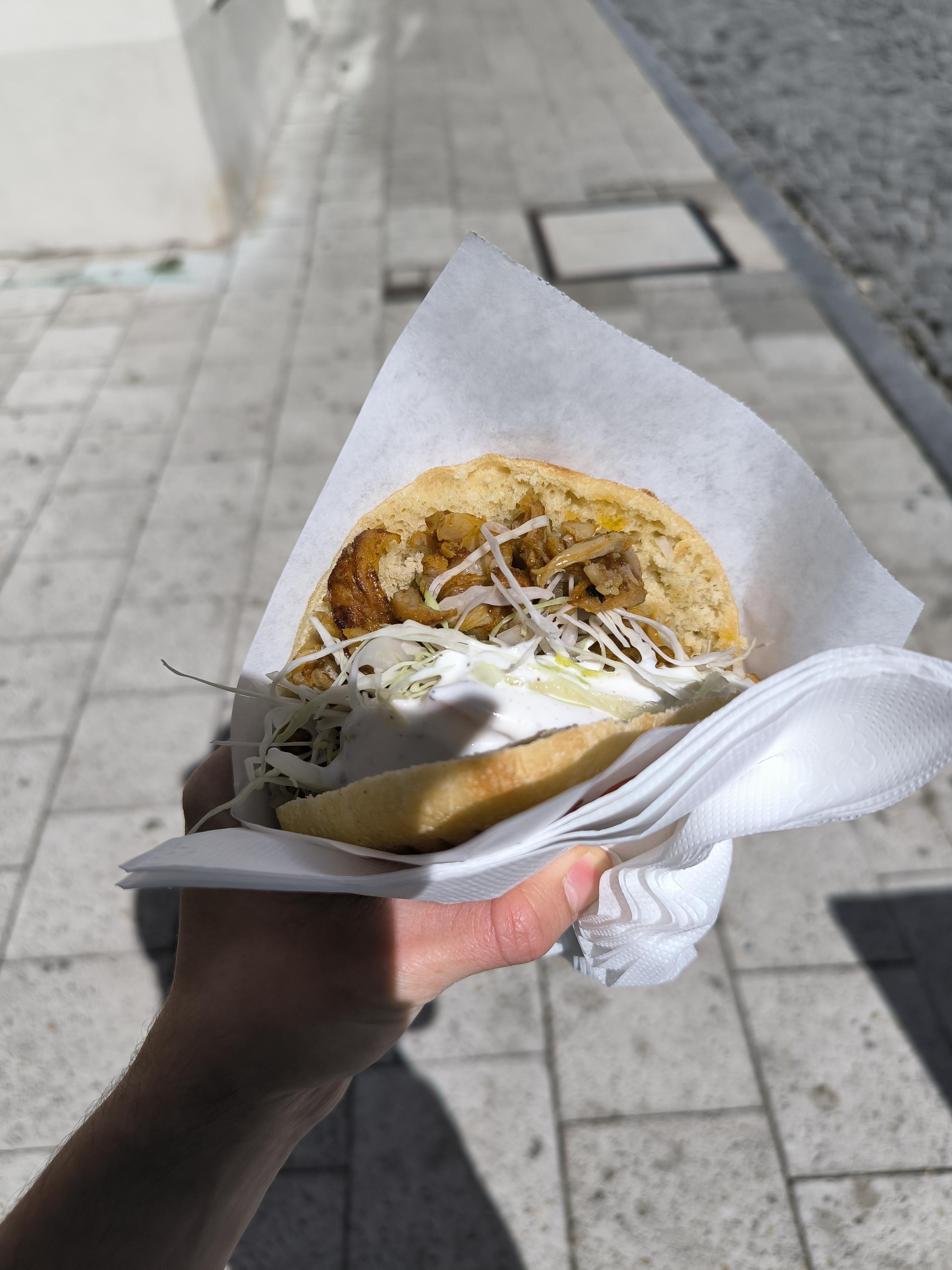 Pizza kebab Mikulov foto 2