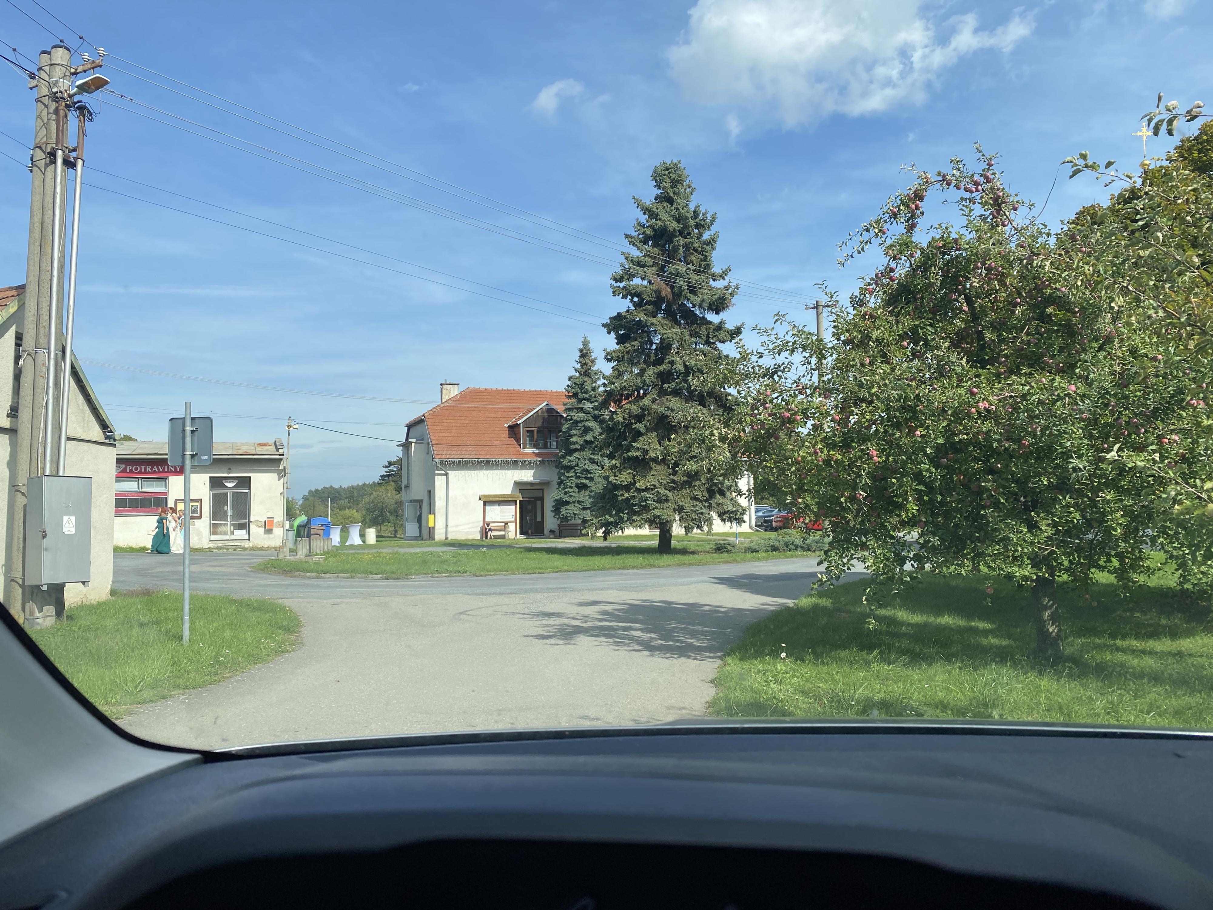 Vincencov - obecní úřad foto 3